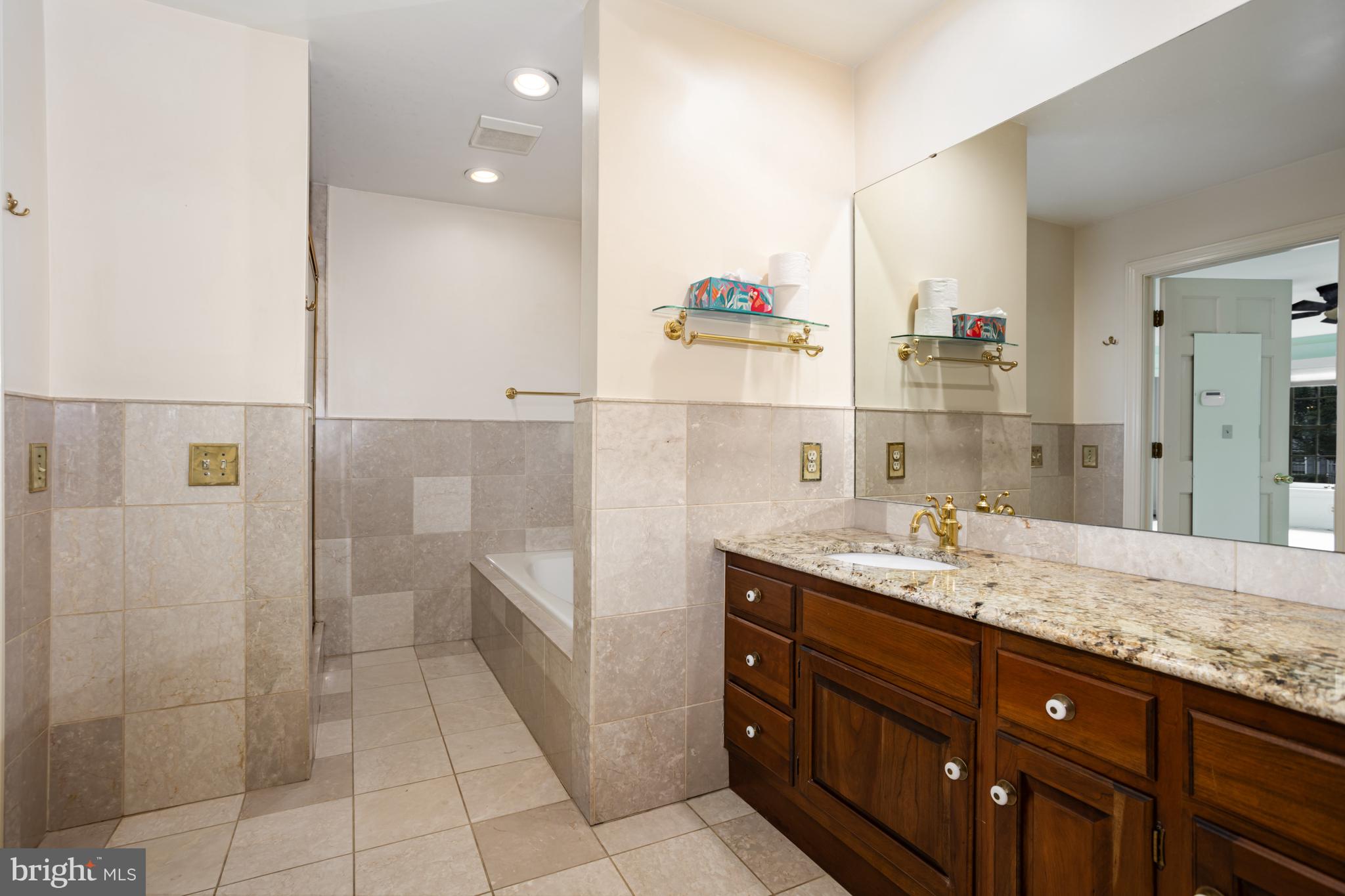 HEPPLEWHITE ESTATES - Residential