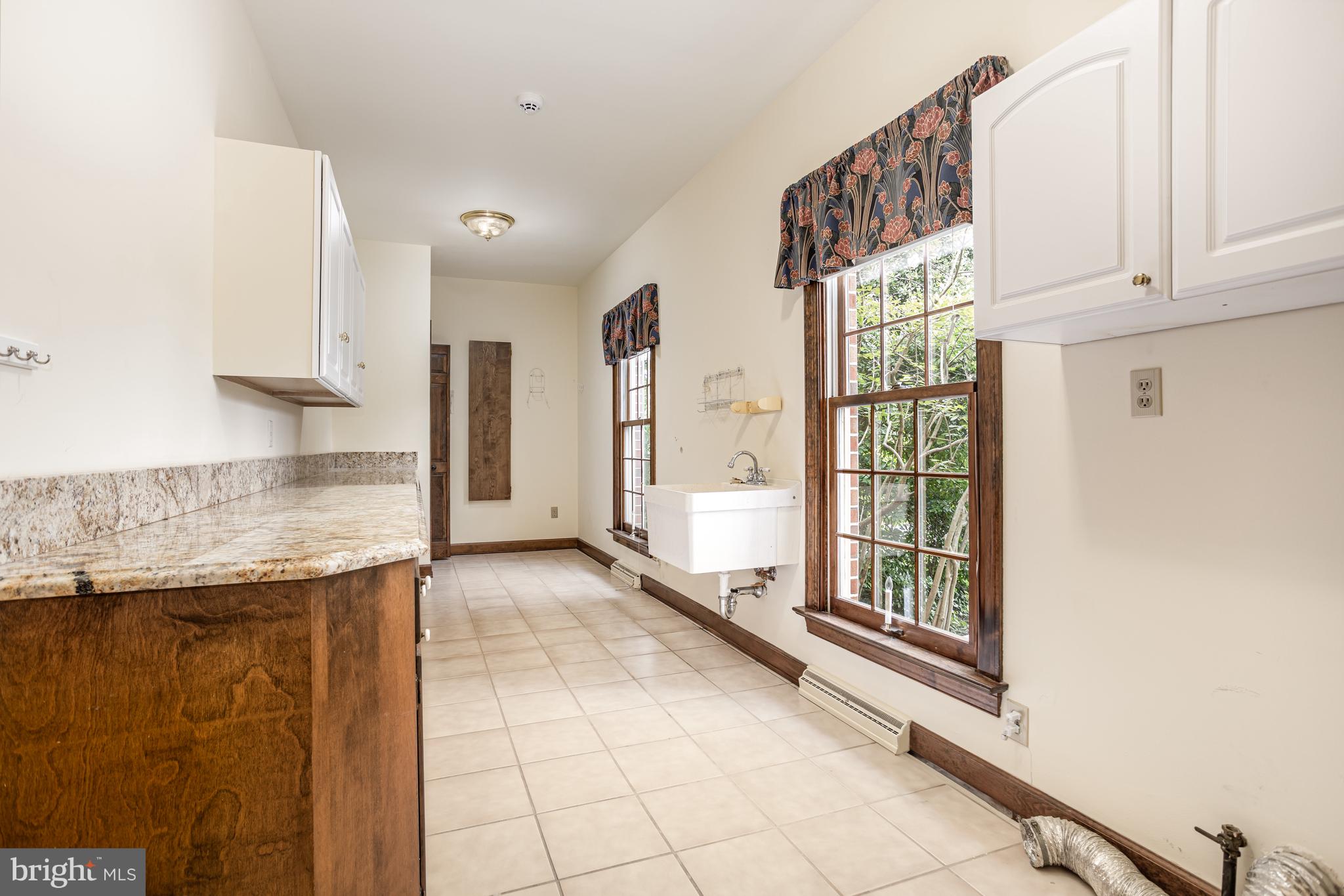 HEPPLEWHITE ESTATES - Residential