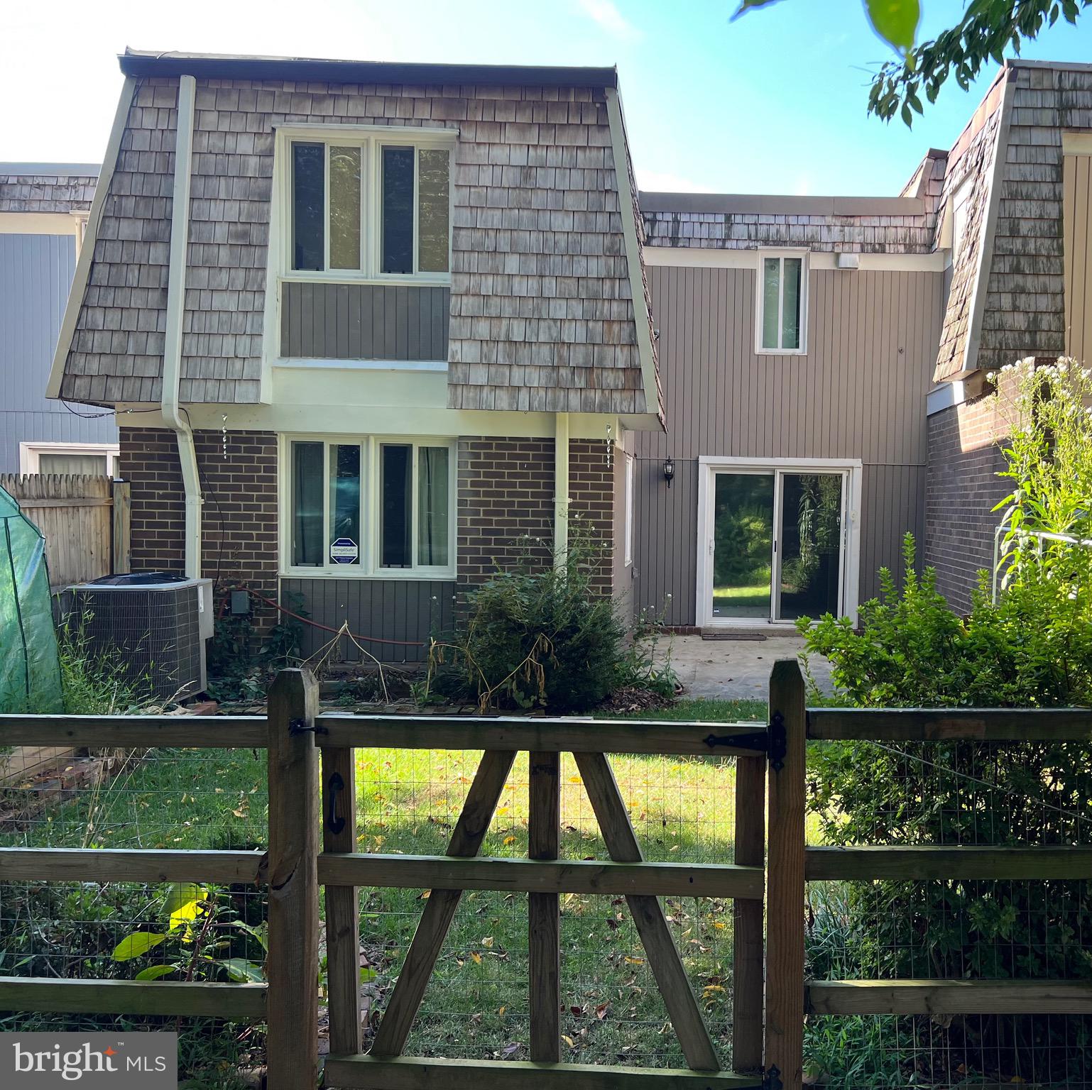 STEDWICK TOWNHOUSES - Residential