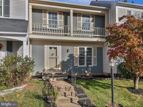 3252 TAYLOE COURT HERNDON VA 20171