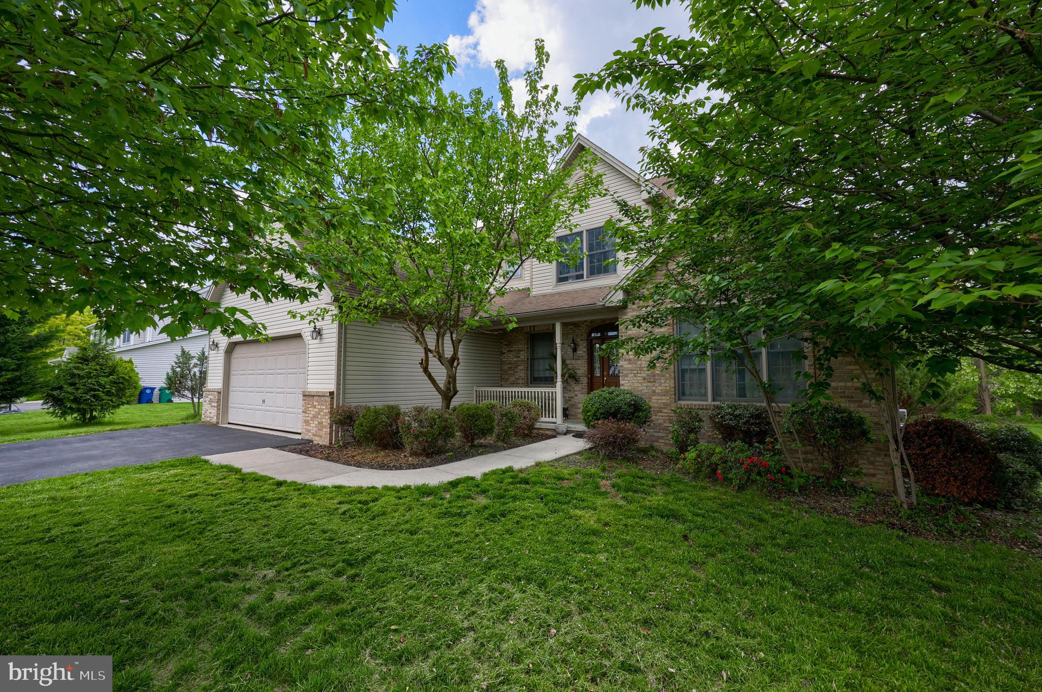 AUTUMN RIDGE - Residential