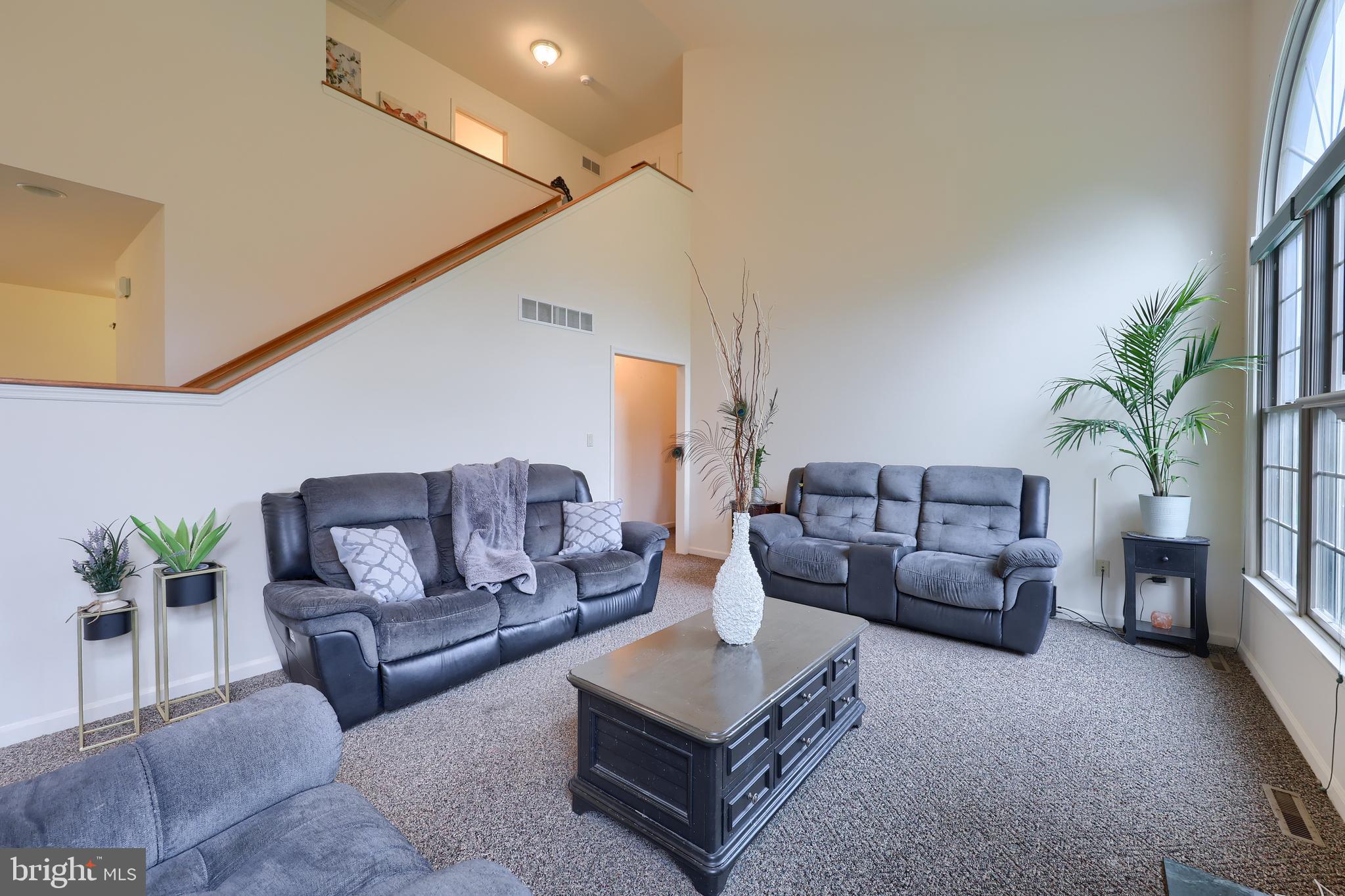 AUTUMN RIDGE - Residential