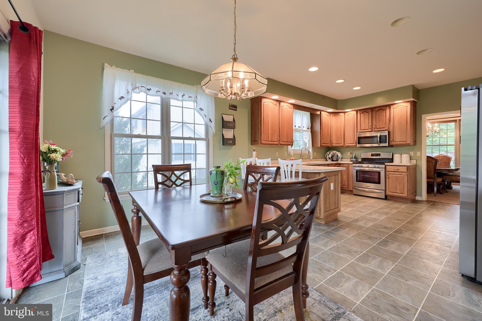 AUTUMN RIDGE - Residential