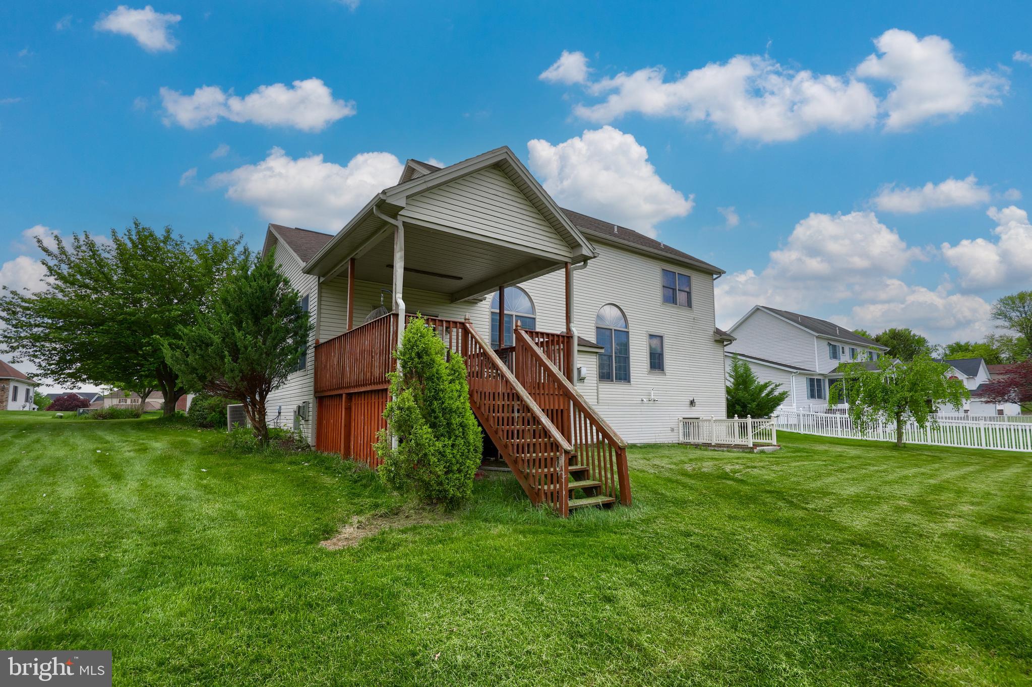 AUTUMN RIDGE - Residential