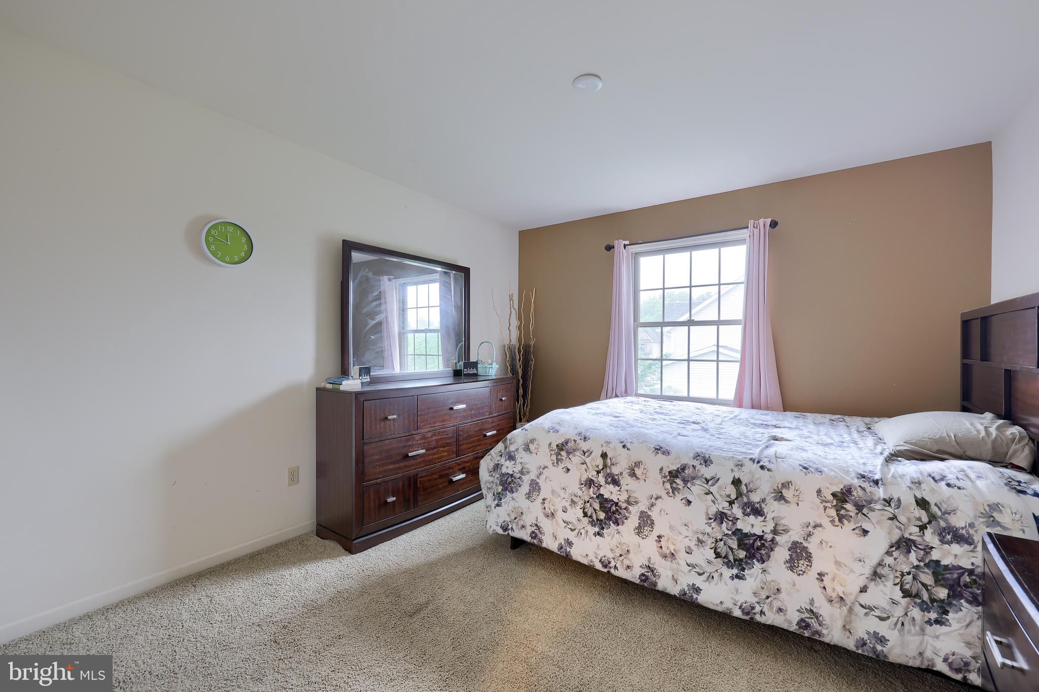 AUTUMN RIDGE - Residential