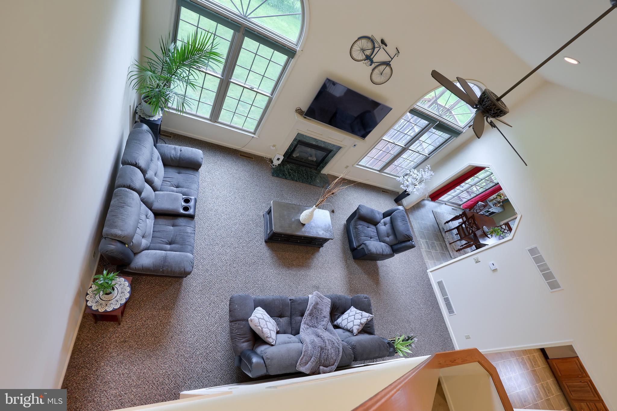 AUTUMN RIDGE - Residential