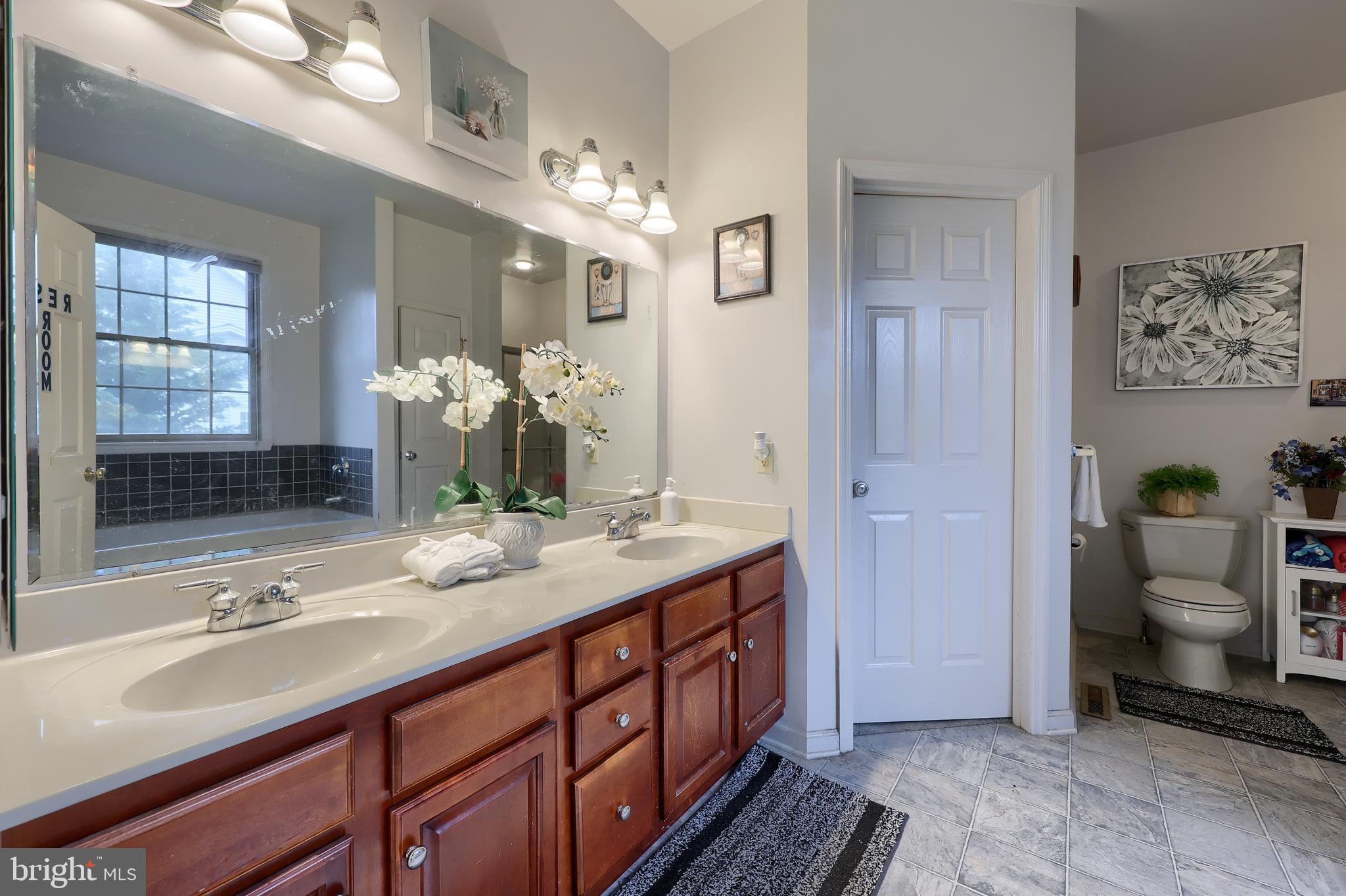 AUTUMN RIDGE - Residential