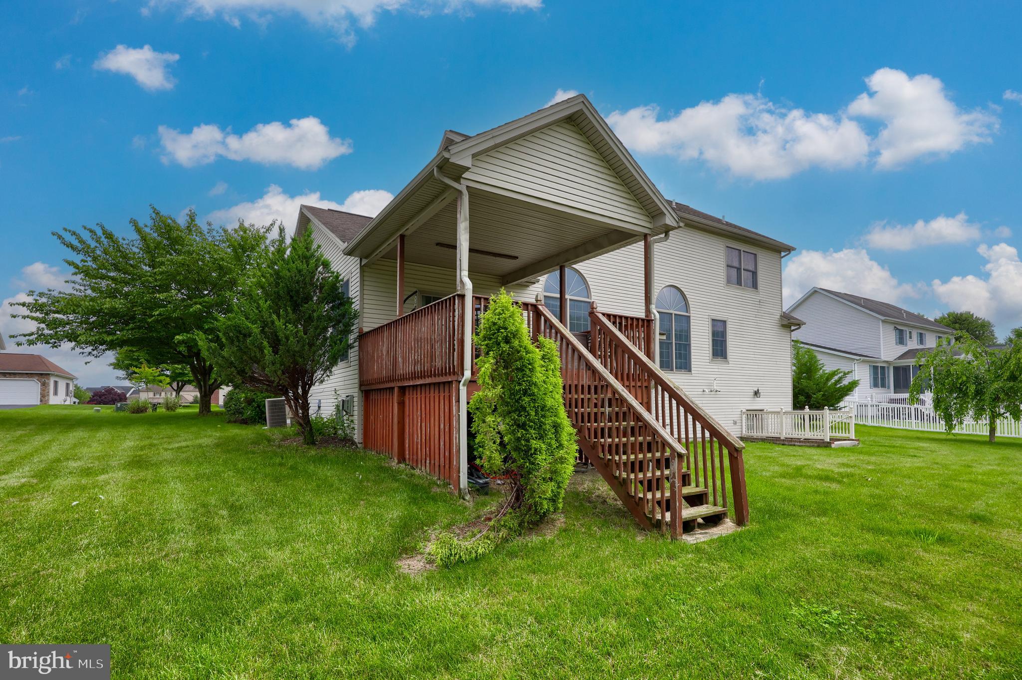 AUTUMN RIDGE - Residential