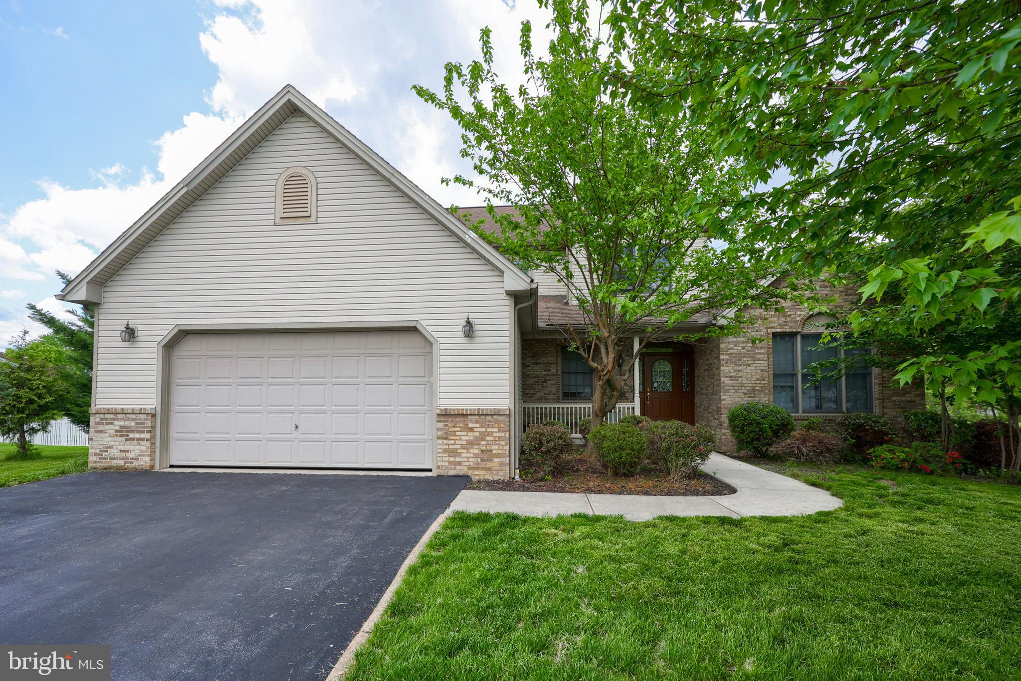 AUTUMN RIDGE - Residential