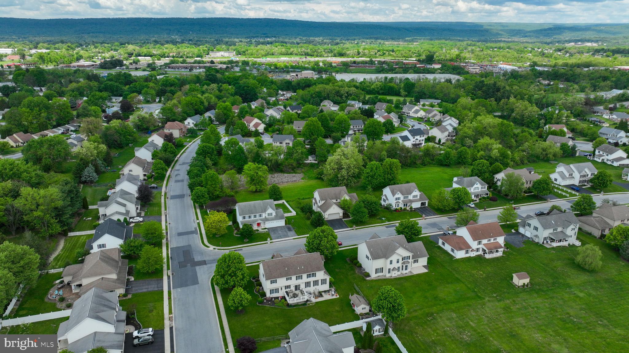AUTUMN RIDGE - Residential