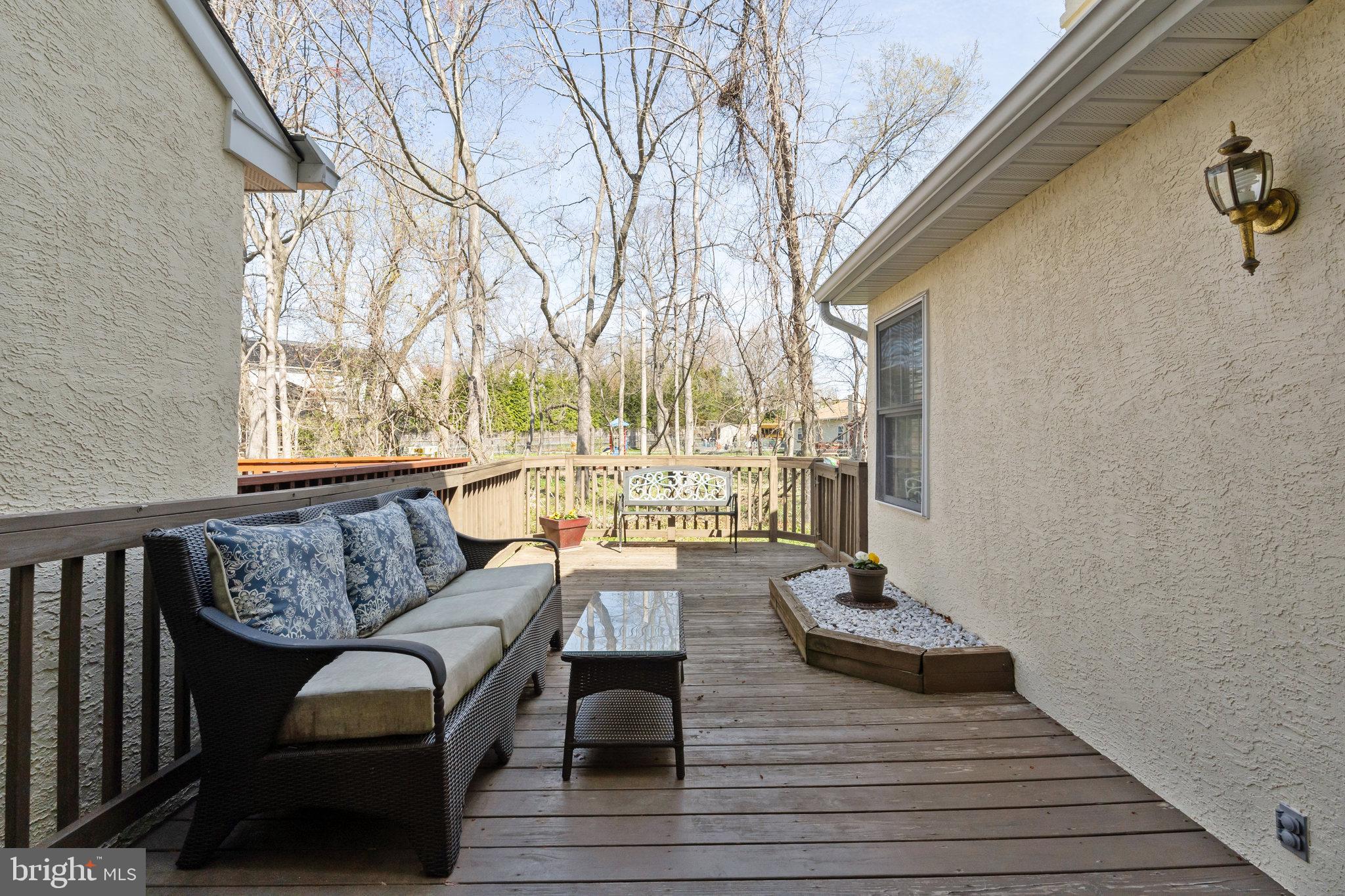 SPRINGHOUSE WOODS - Residential