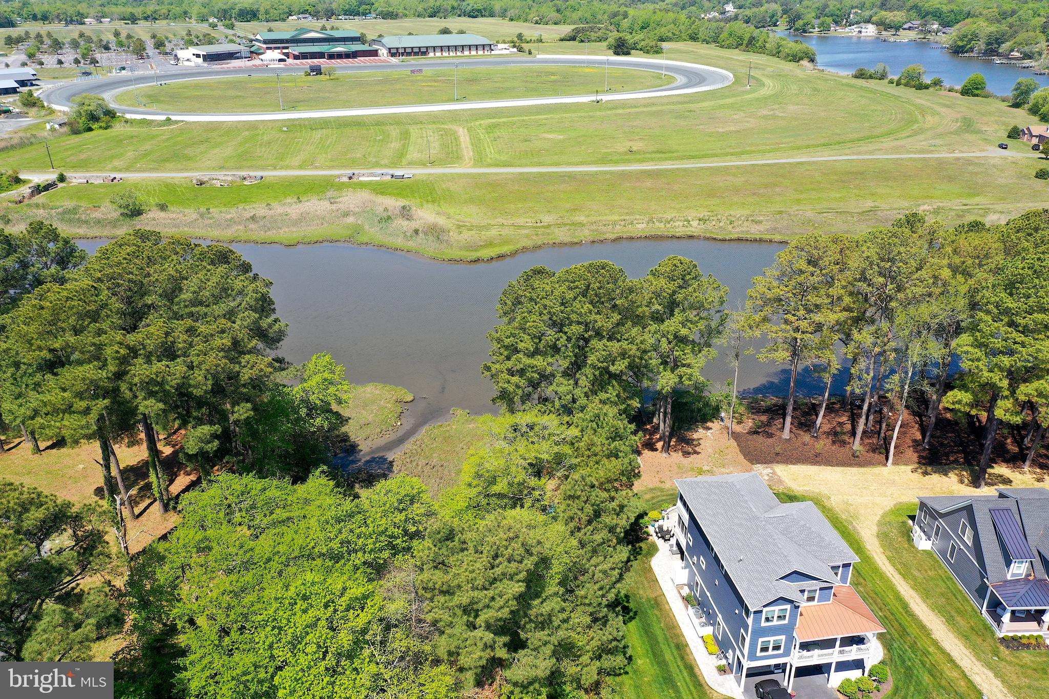 GLENRIDDLE - Land