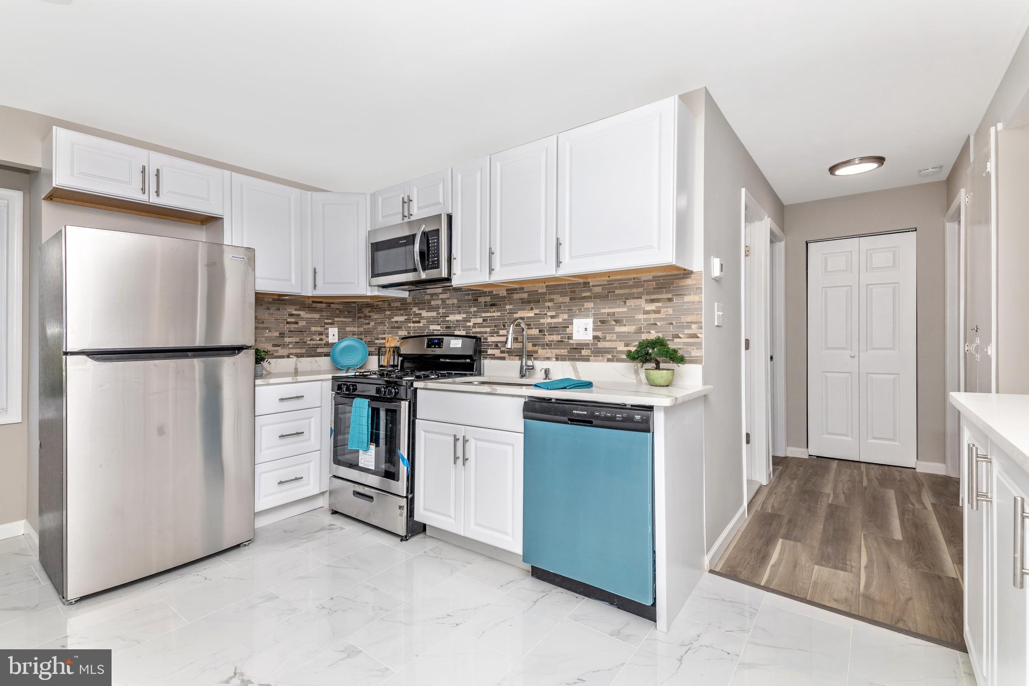 TWINBROOK FOREST - Residential