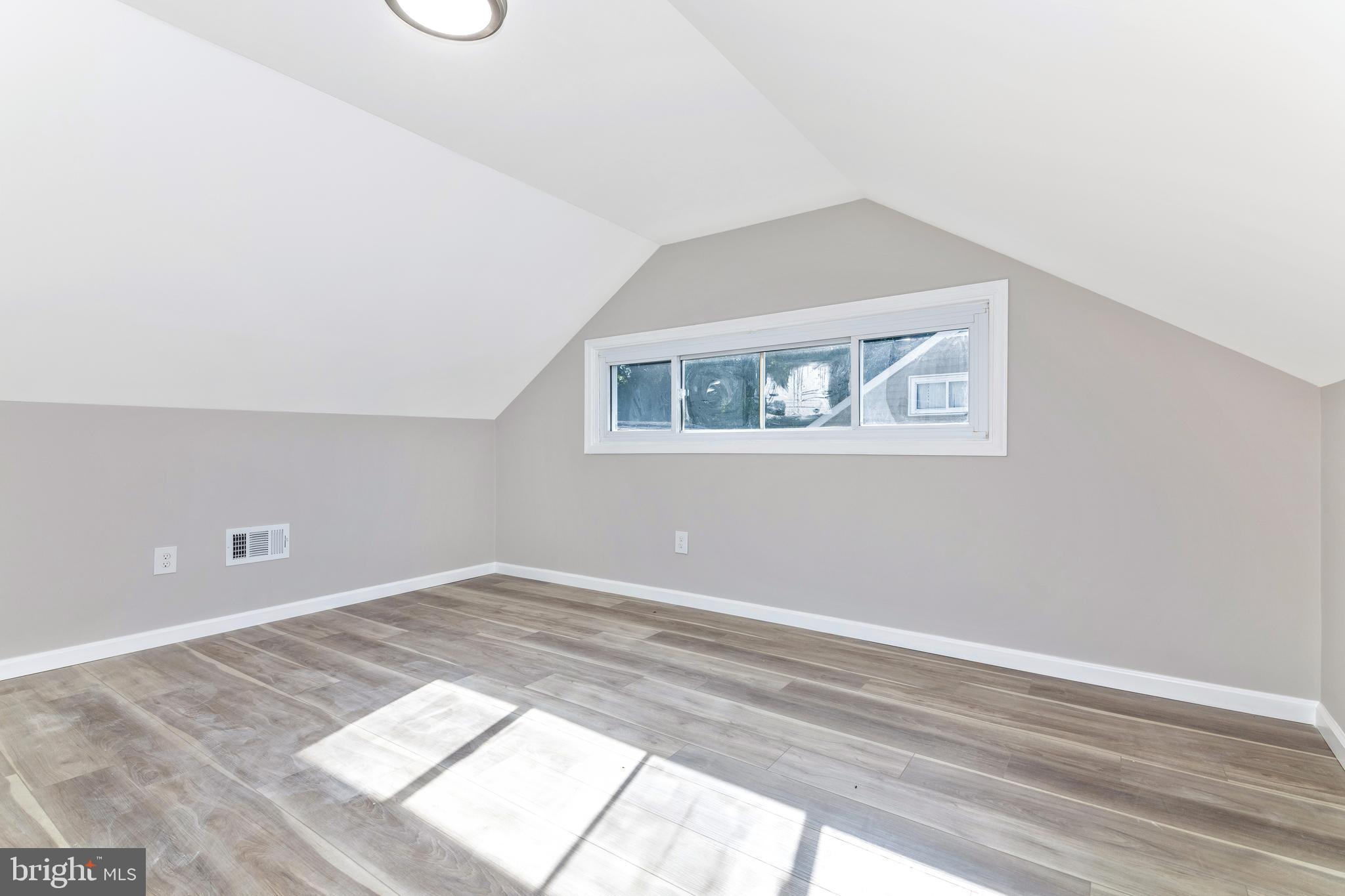 TWINBROOK FOREST - Residential