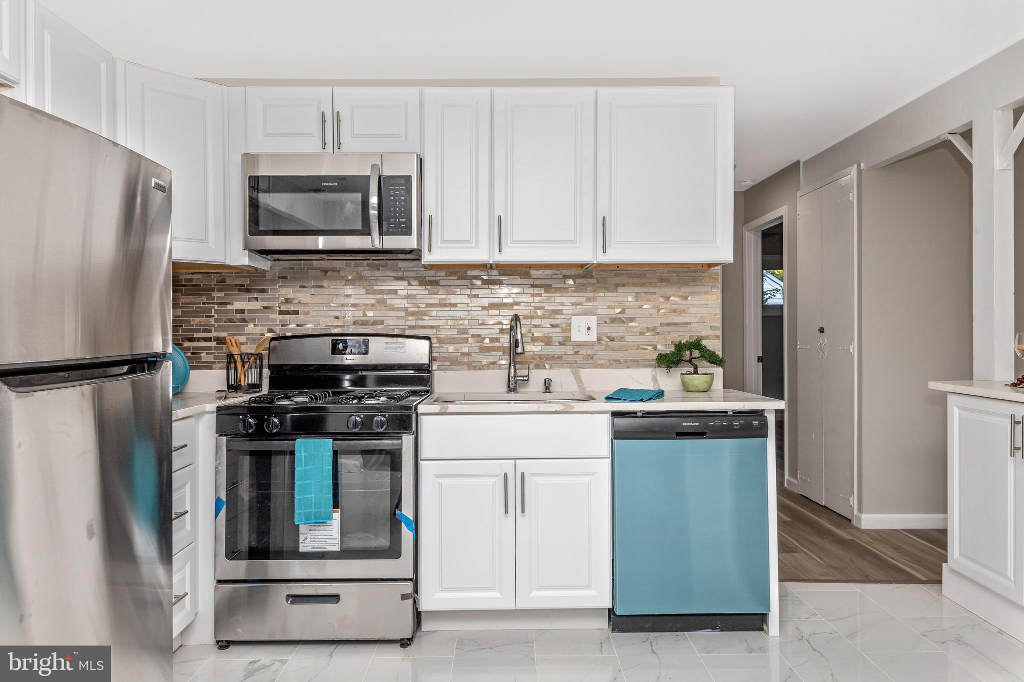 TWINBROOK FOREST - Residential