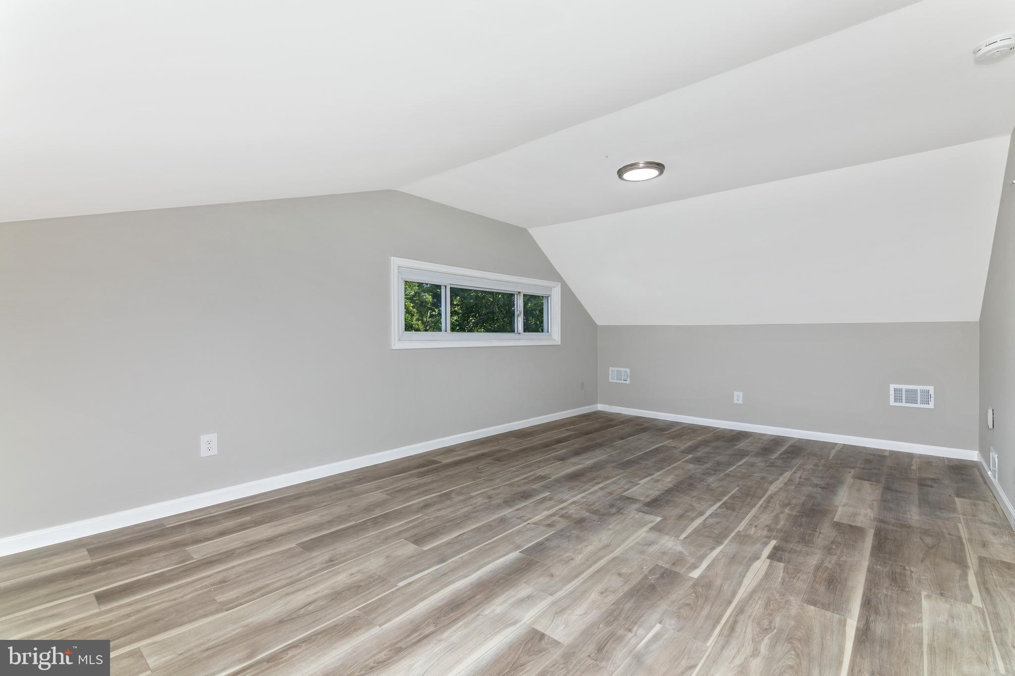 TWINBROOK FOREST - Residential