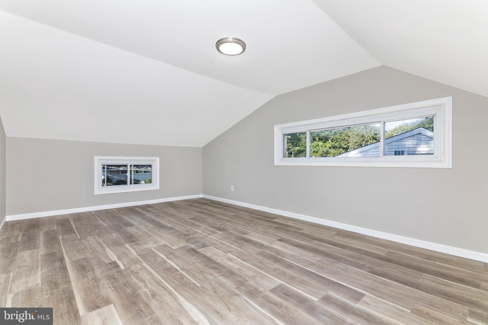 TWINBROOK FOREST - Residential