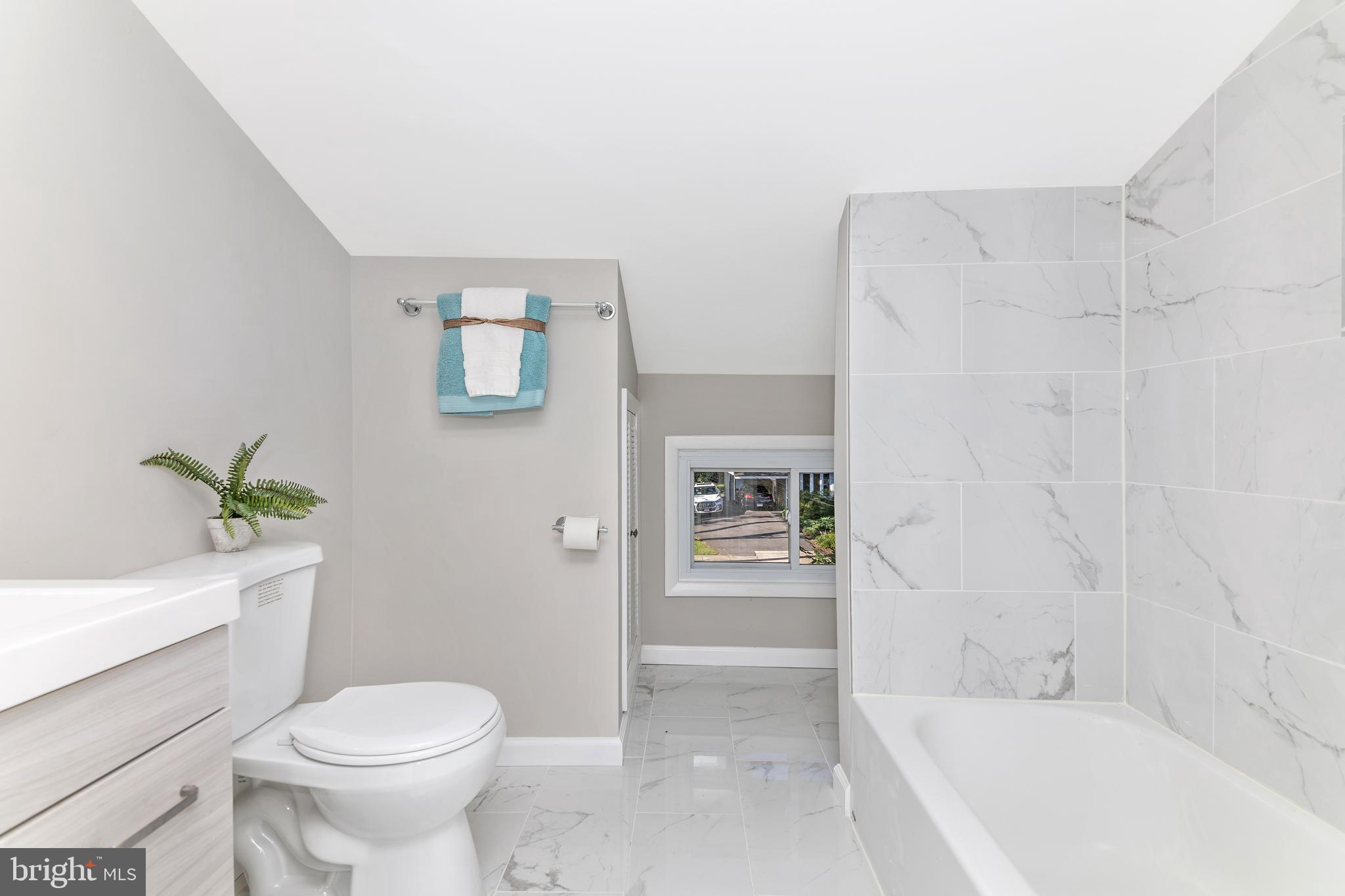 TWINBROOK FOREST - Residential