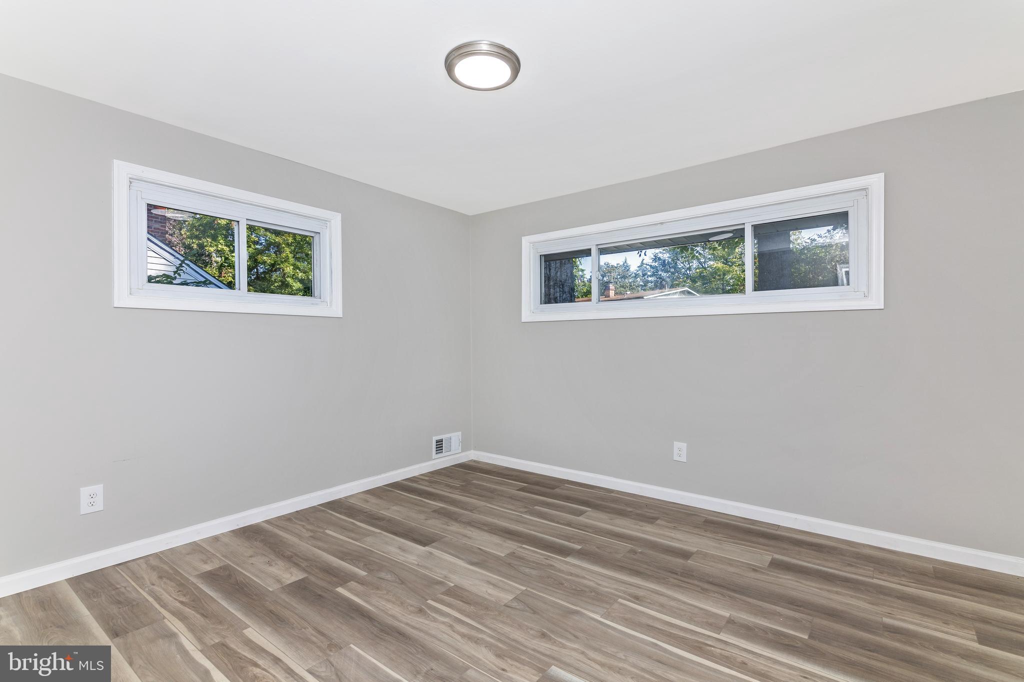 TWINBROOK FOREST - Residential