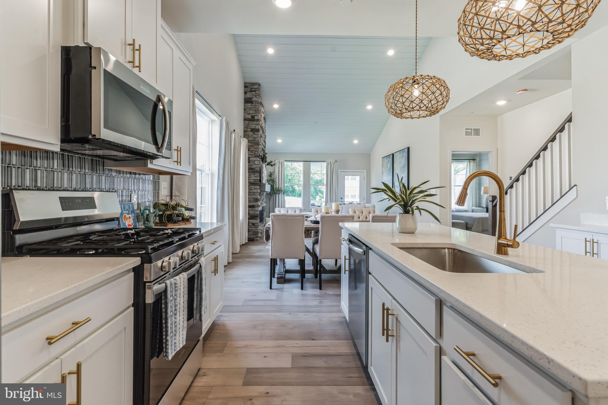 GILBERT MEADOWS - Residential