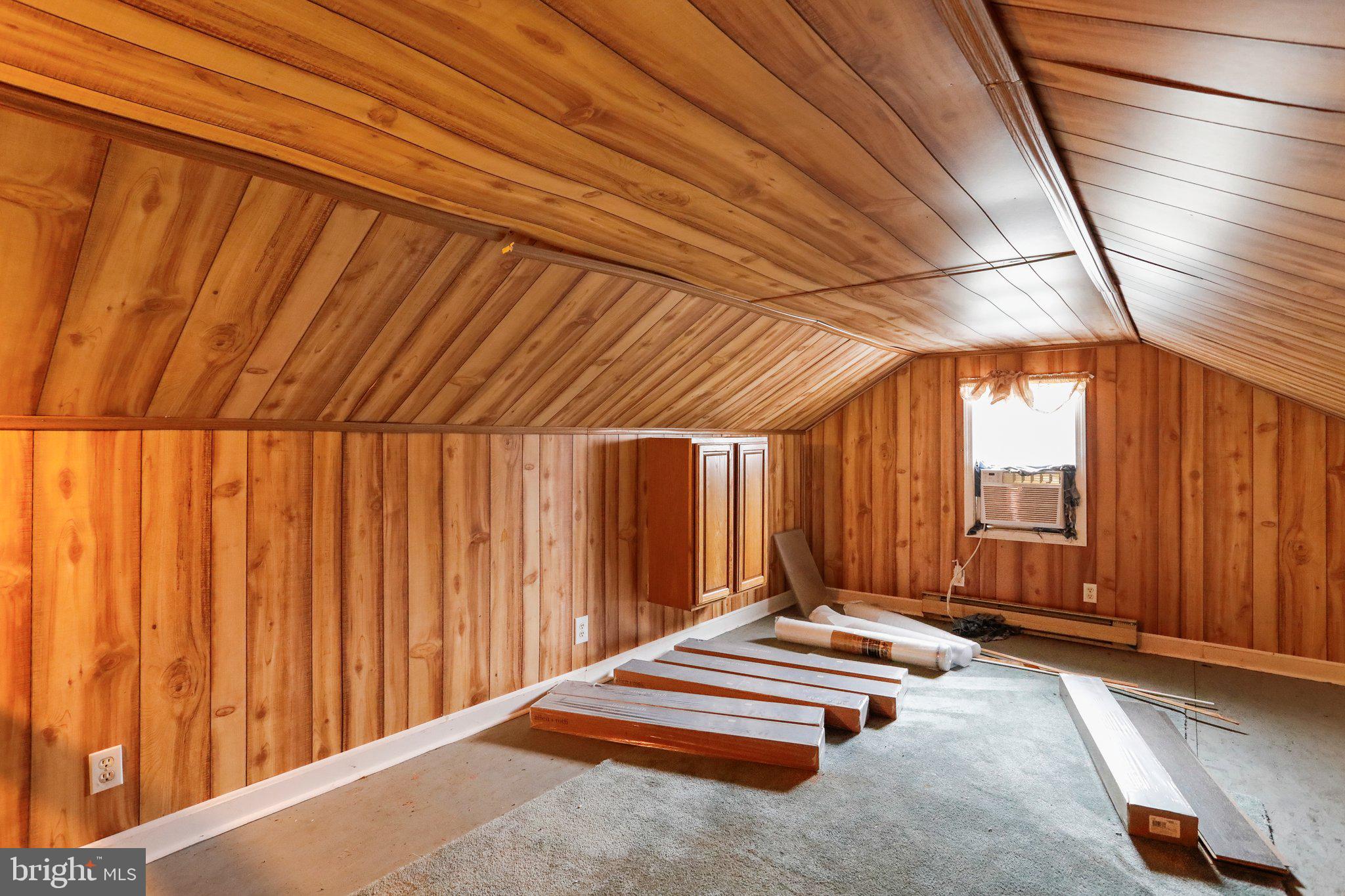 FRENCHS NECK - Residential