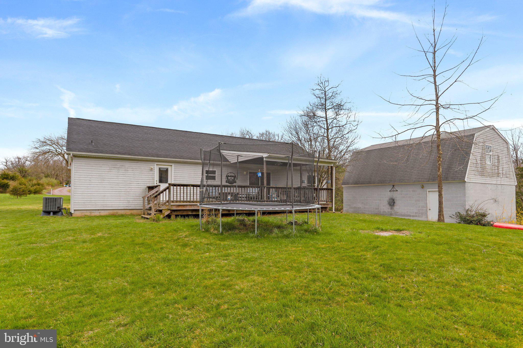 FRENCHS NECK - Residential