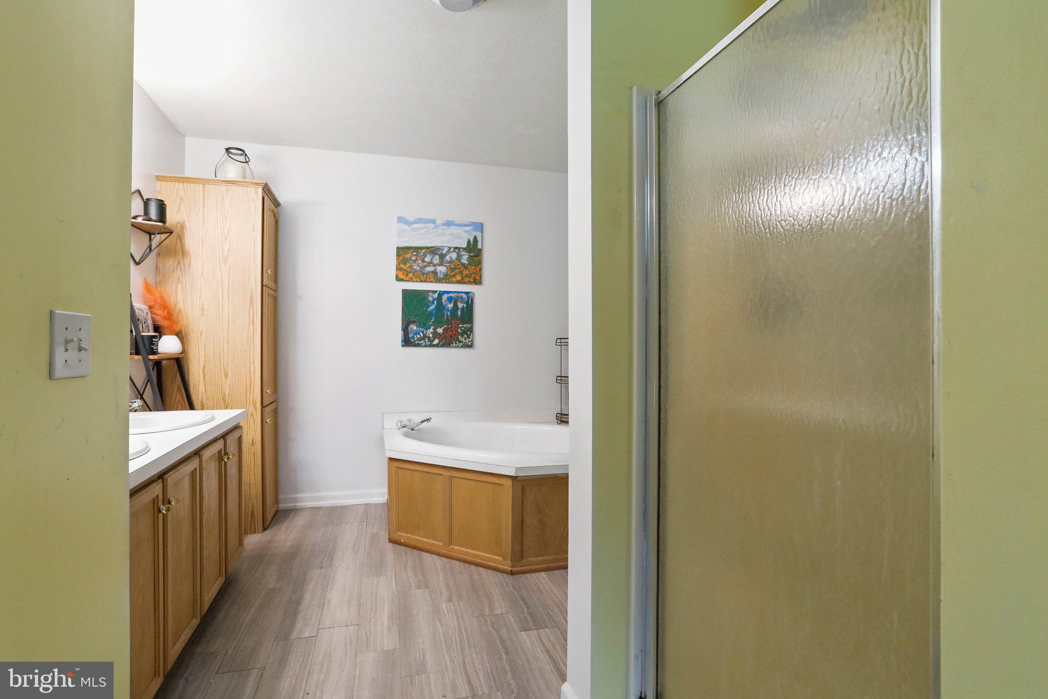 FRENCHS NECK - Residential