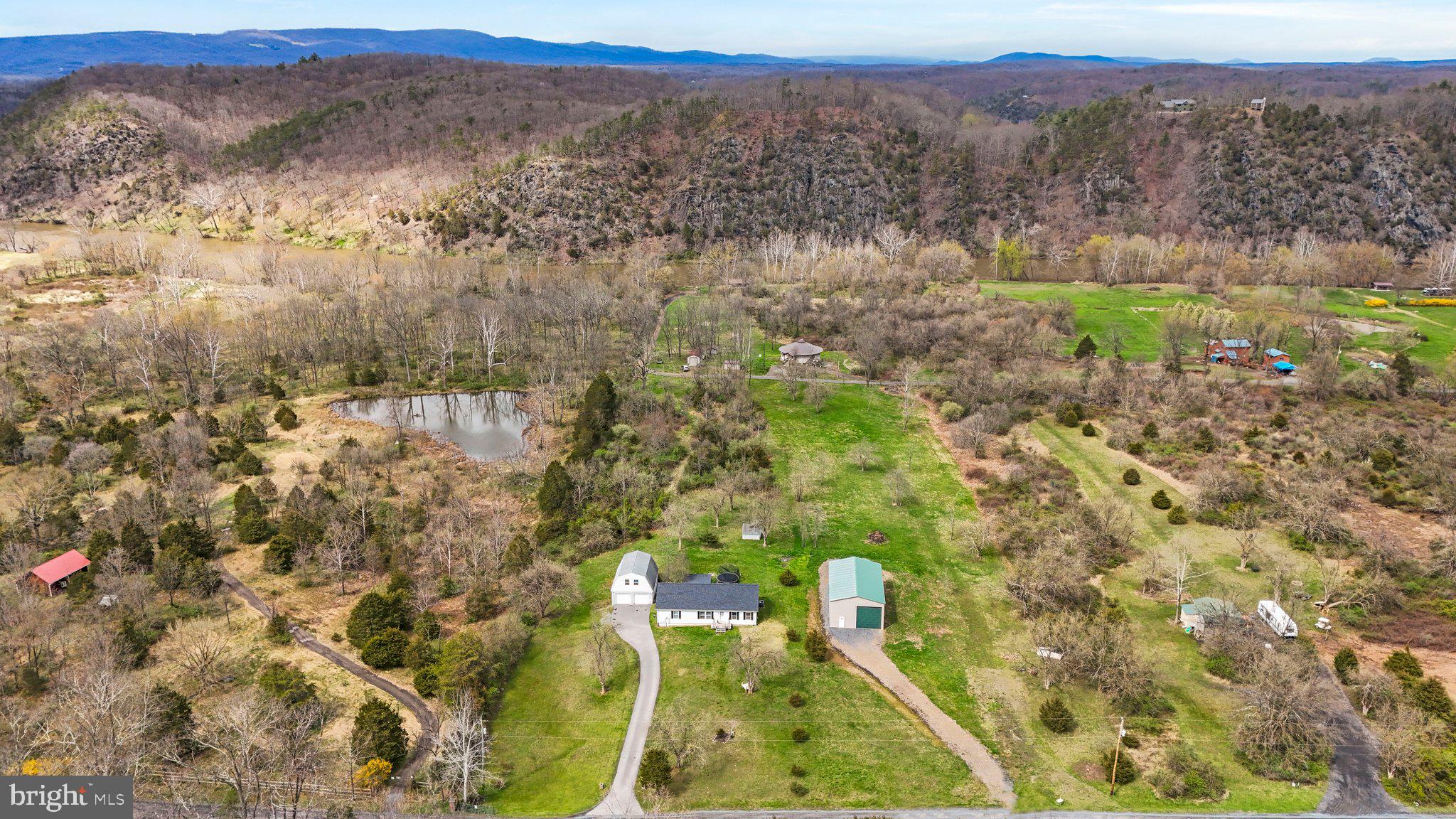 FRENCHS NECK - Residential