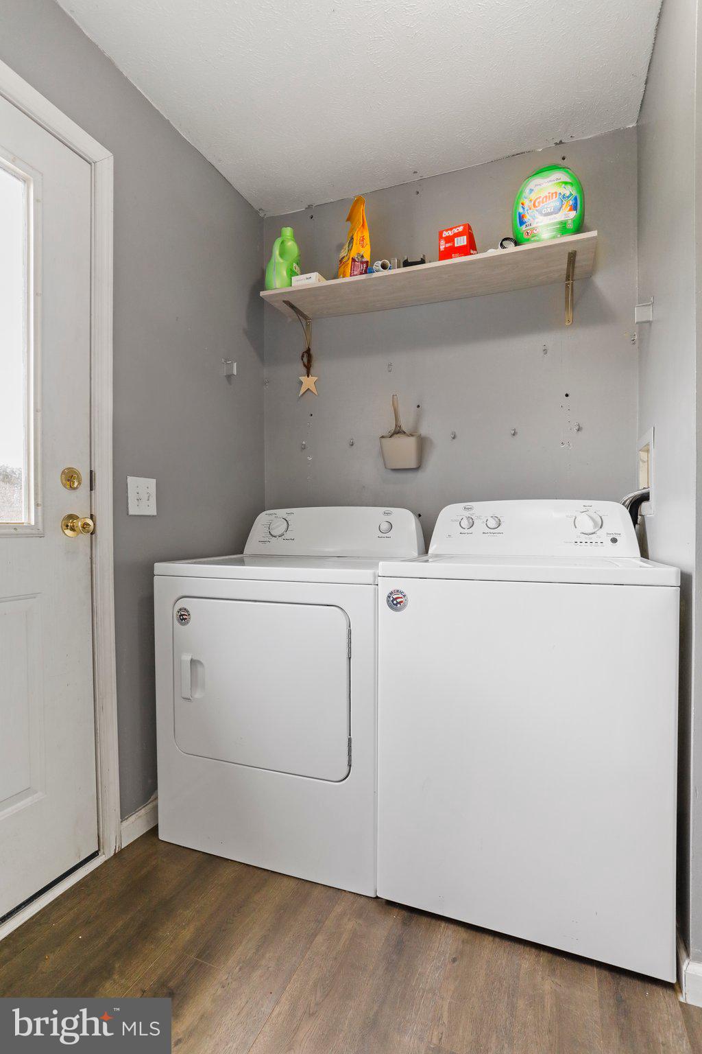 FRENCHS NECK - Residential