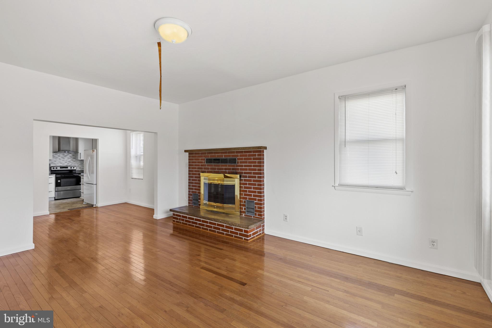 DELK MANOR - Residential