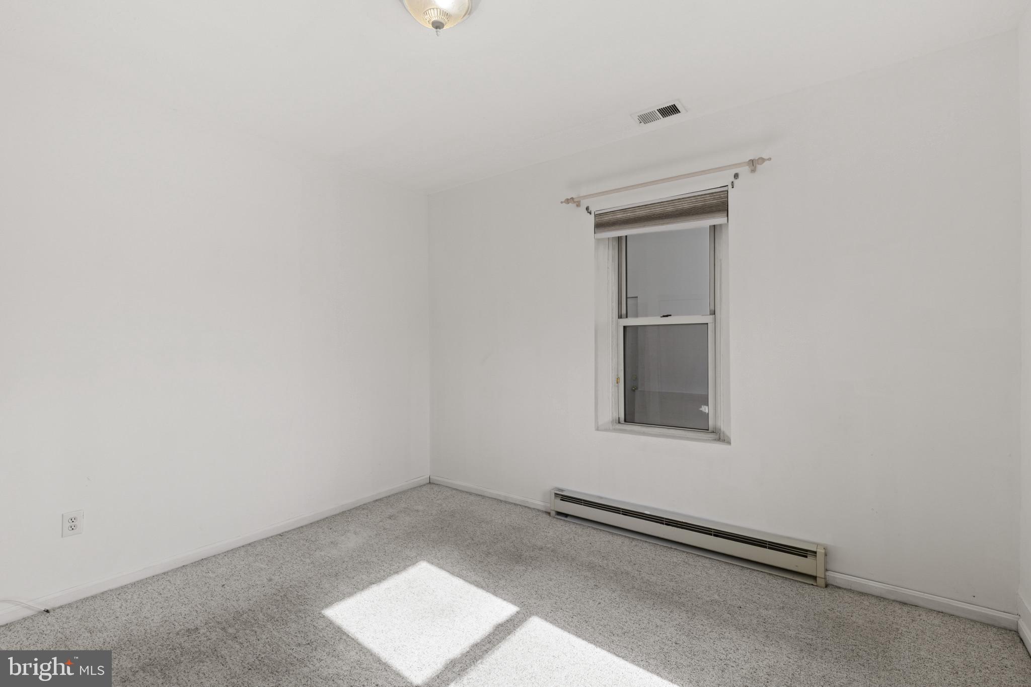 DELK MANOR - Residential