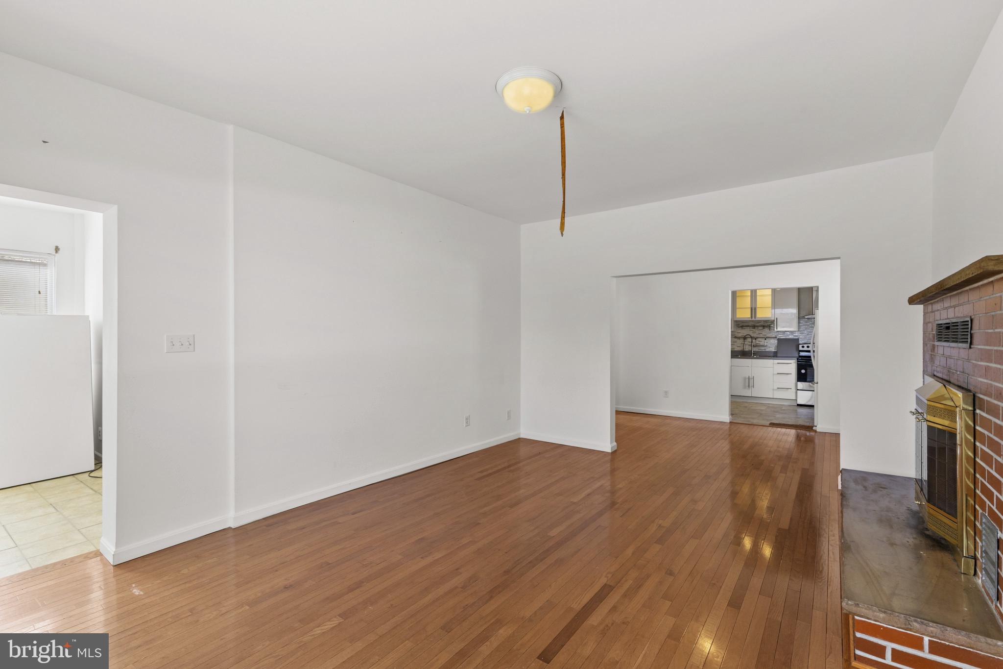 DELK MANOR - Residential