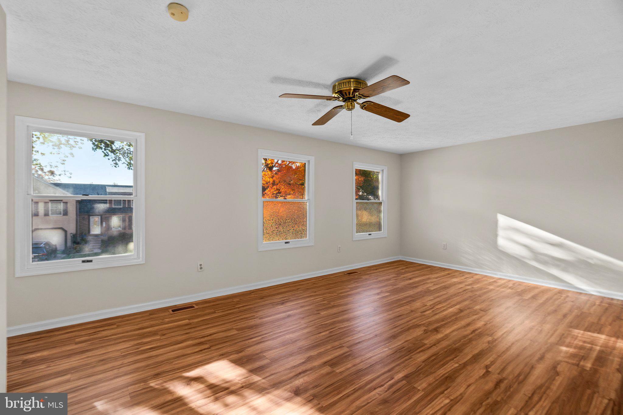 CREIGHTON'S RUN - Residential