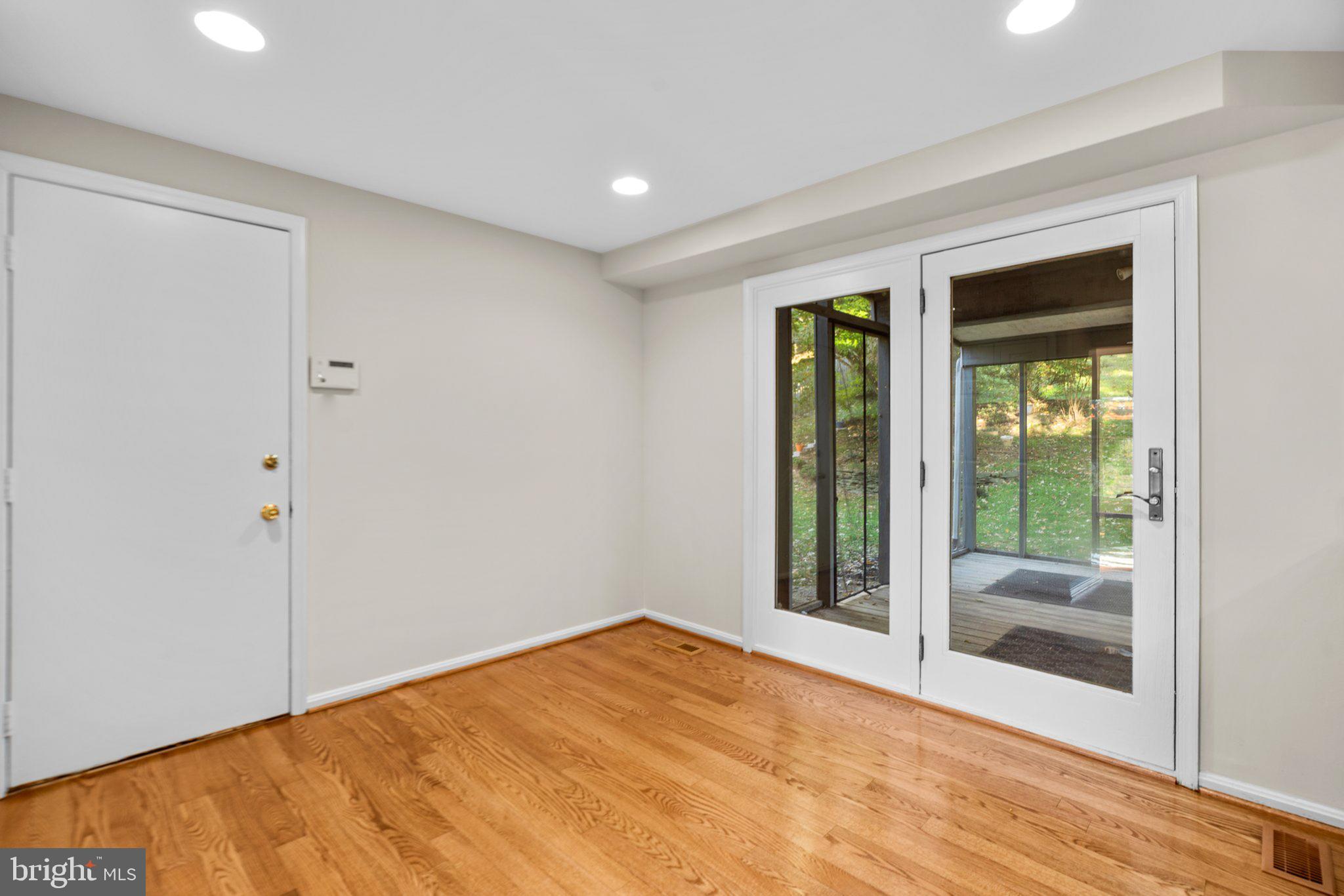 CREIGHTON'S RUN - Residential