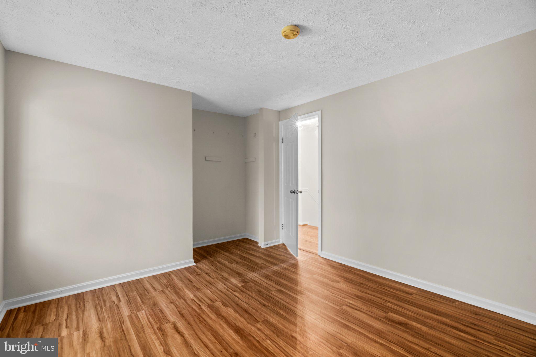 CREIGHTON'S RUN - Residential