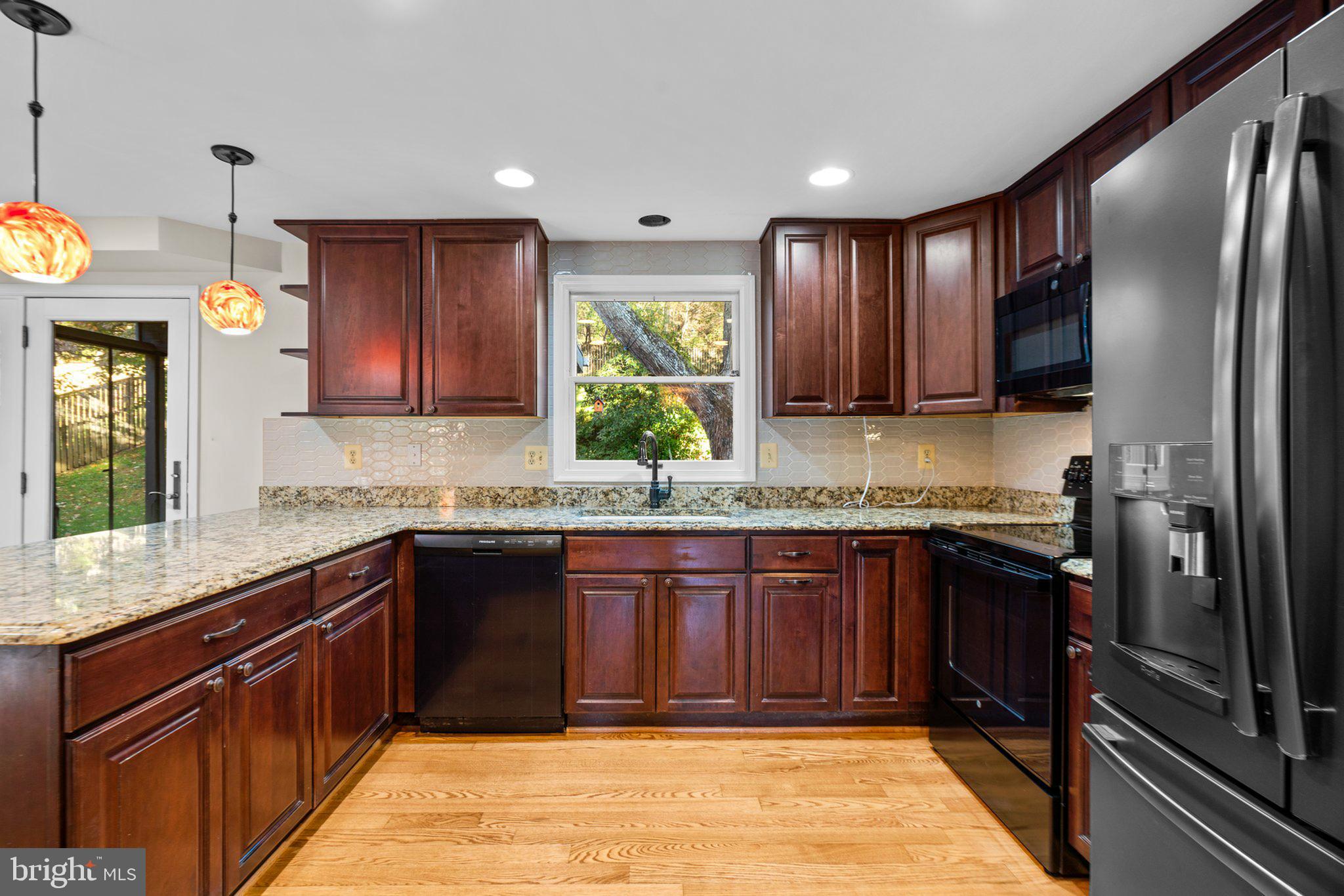 CREIGHTON'S RUN - Residential