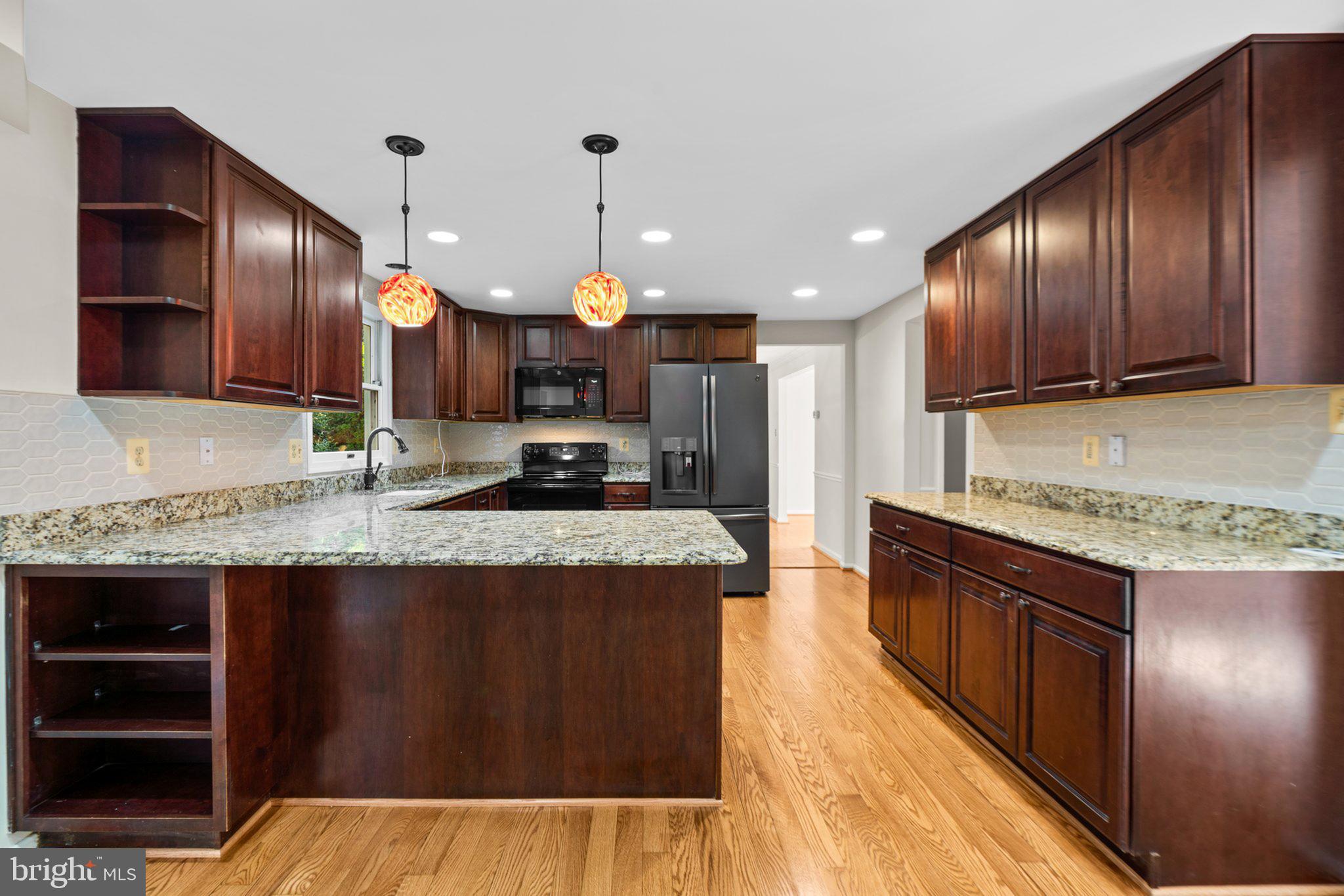 CREIGHTON'S RUN - Residential