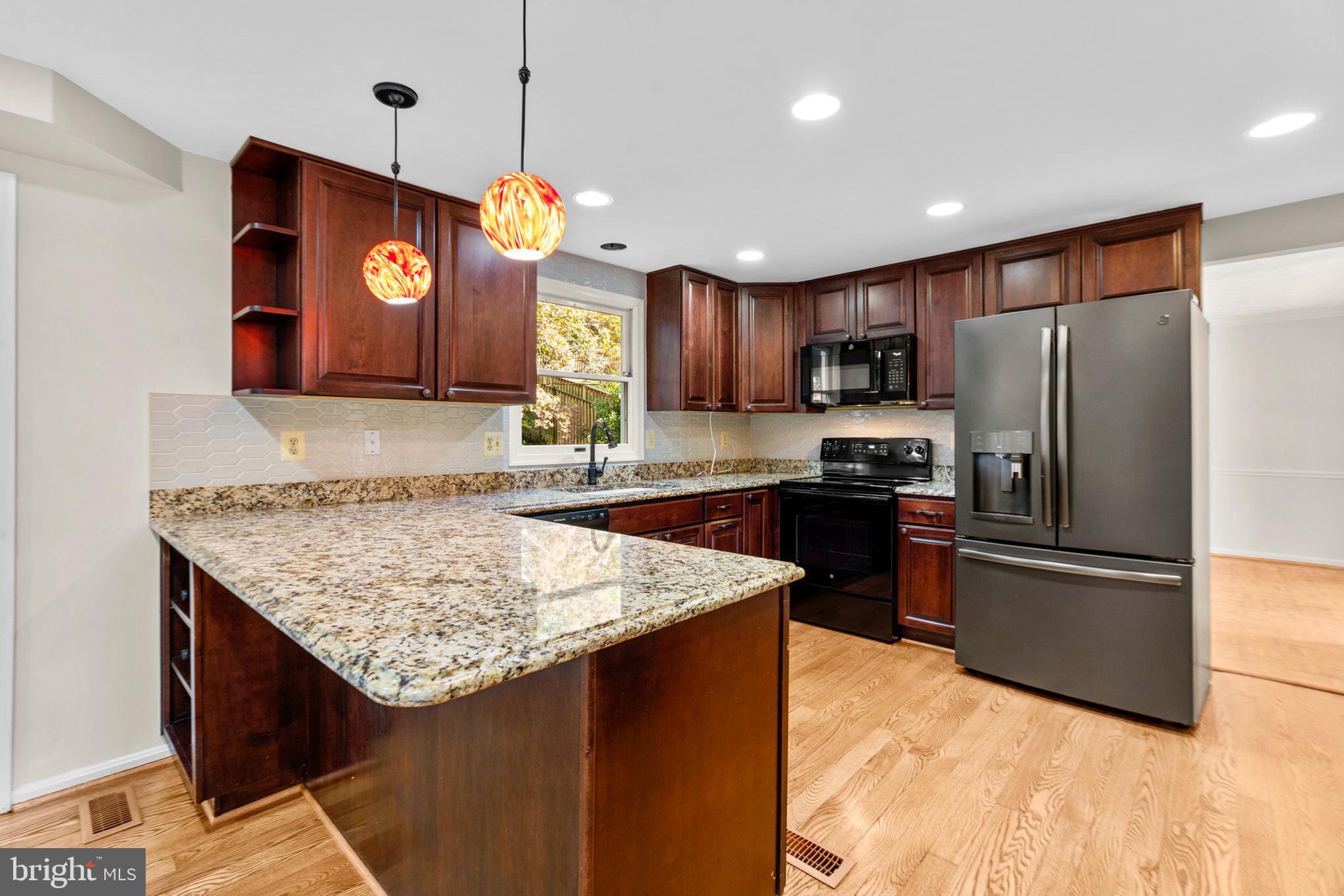 CREIGHTON'S RUN - Residential