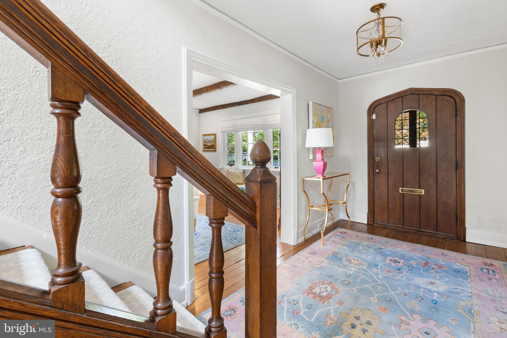 STONEWALL COURT - Residential