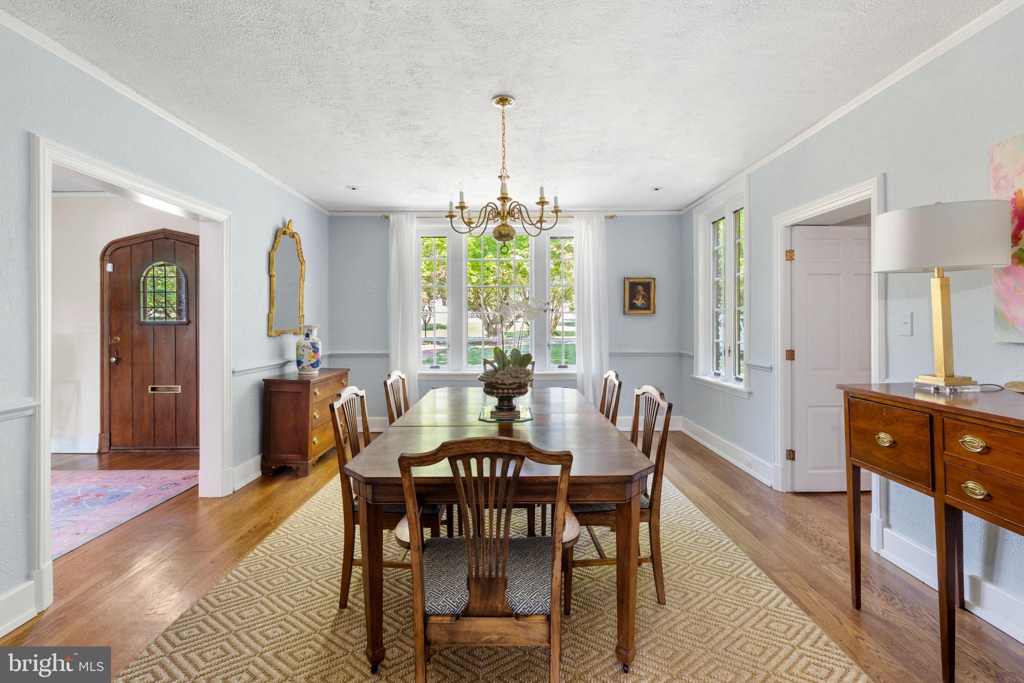 STONEWALL COURT - Residential