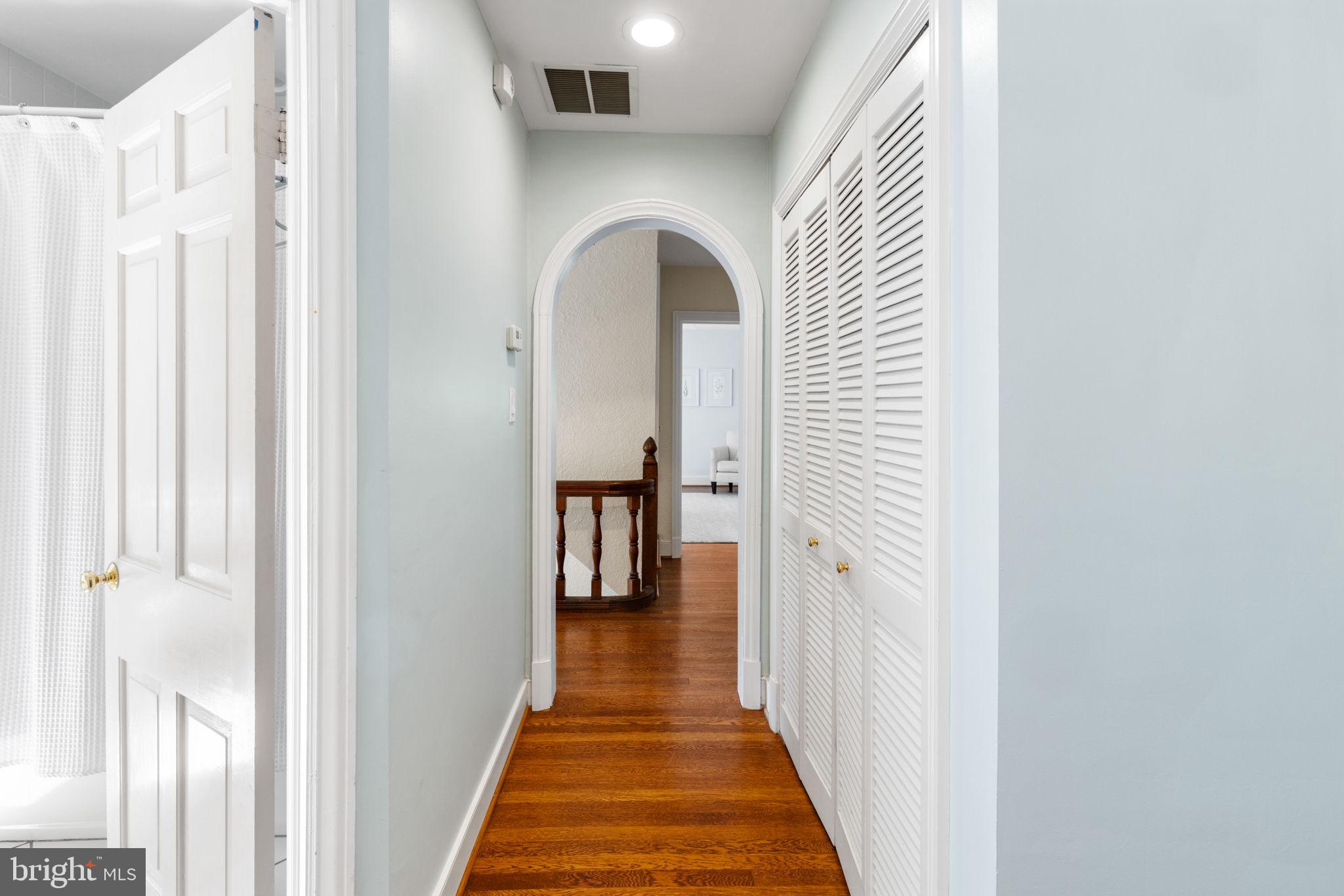 STONEWALL COURT - Residential