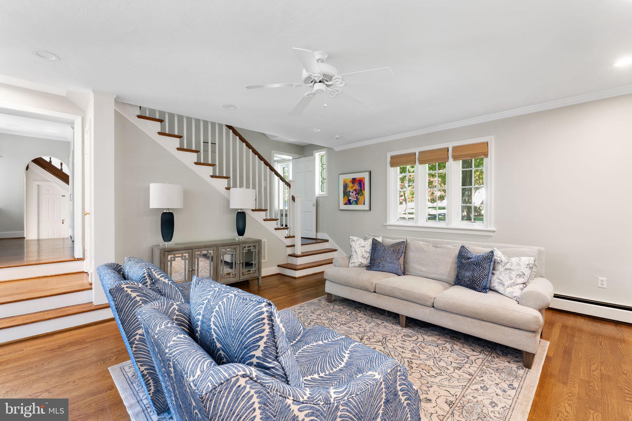 STONEWALL COURT - Residential
