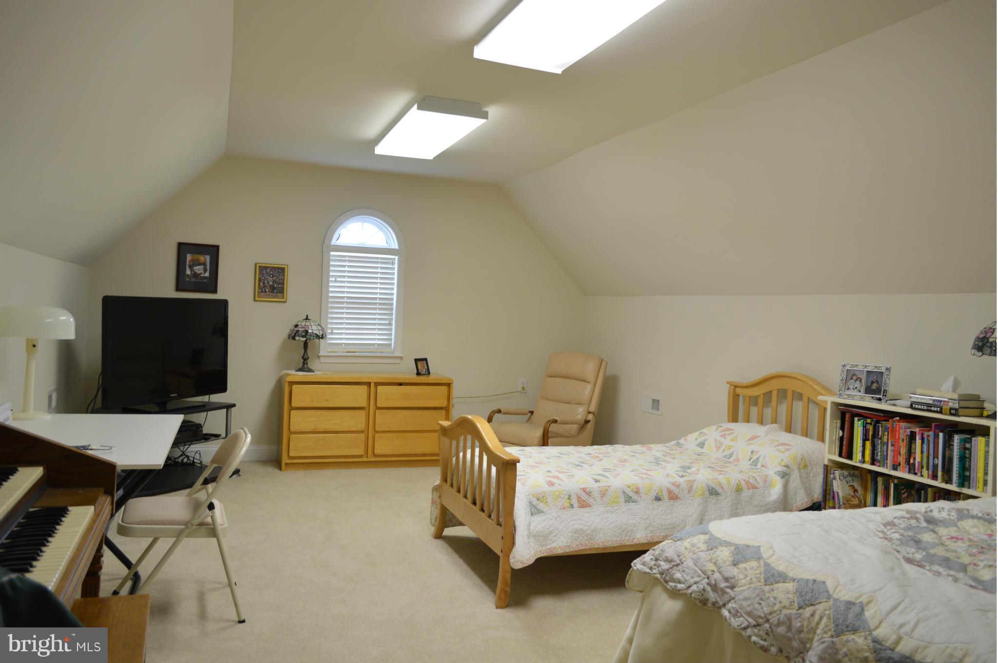 CEDARBROOKE - Residential