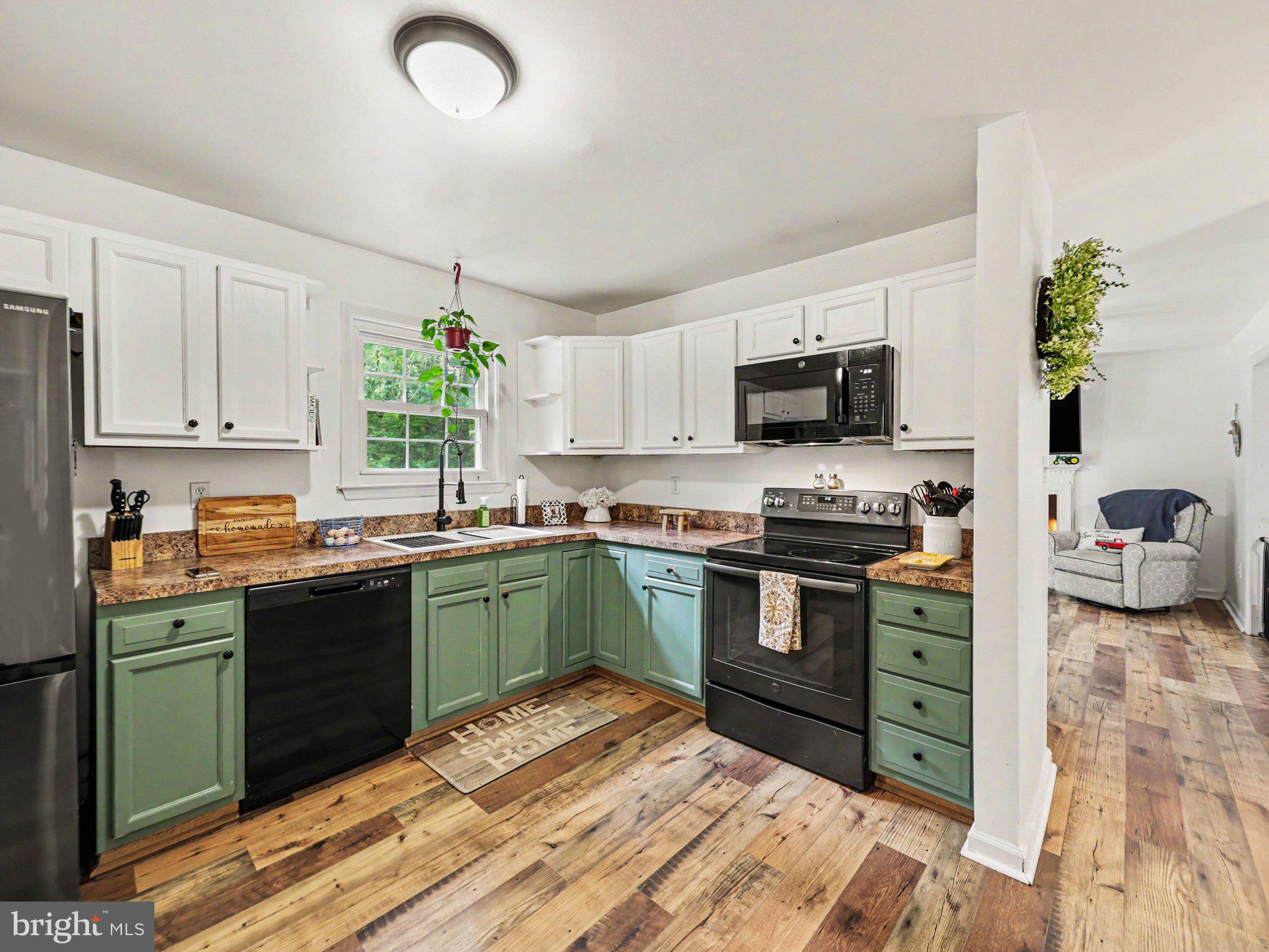 WILLIAM & MARY - Residential
