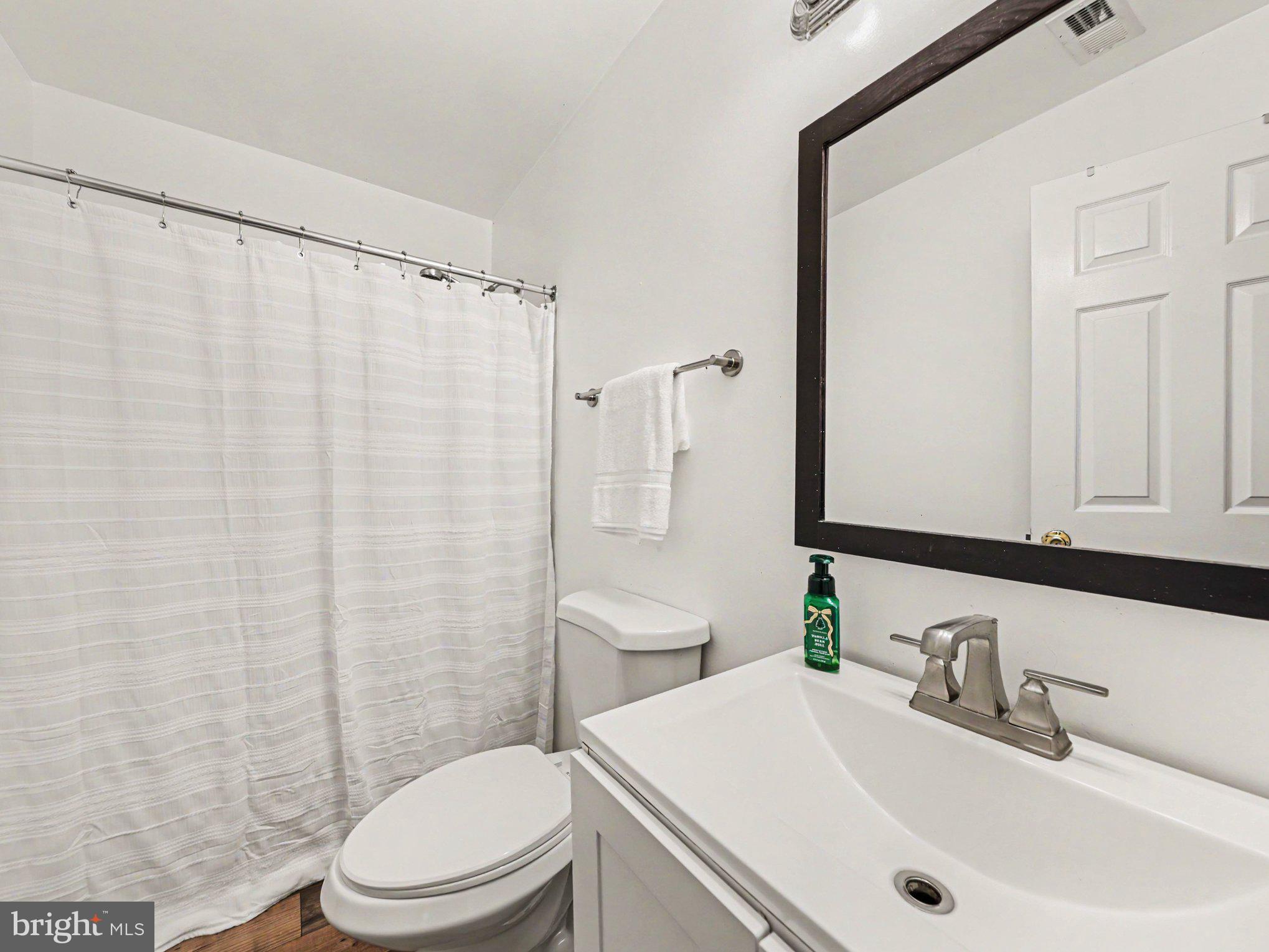 WILLIAM & MARY - Residential