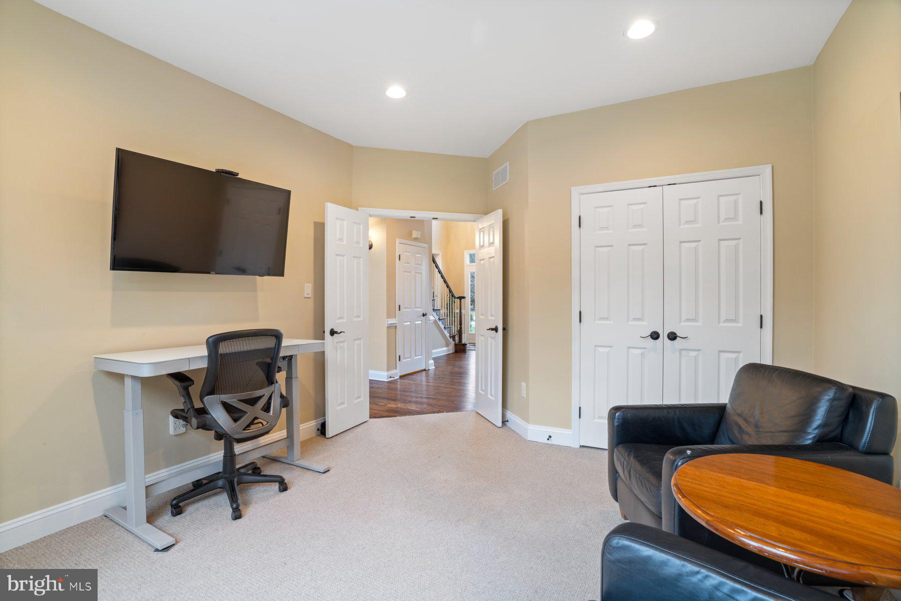 MAPLE LAWN - Residential