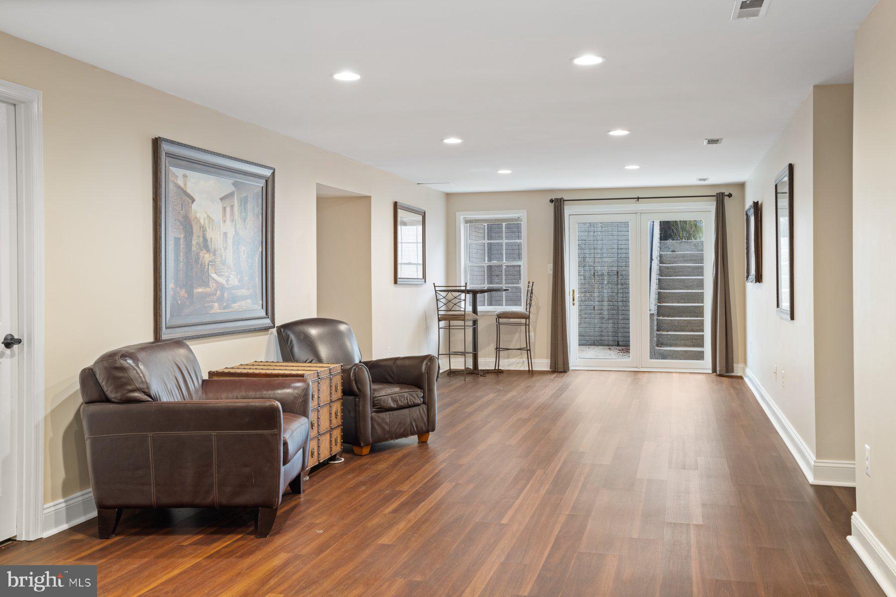 MAPLE LAWN - Residential