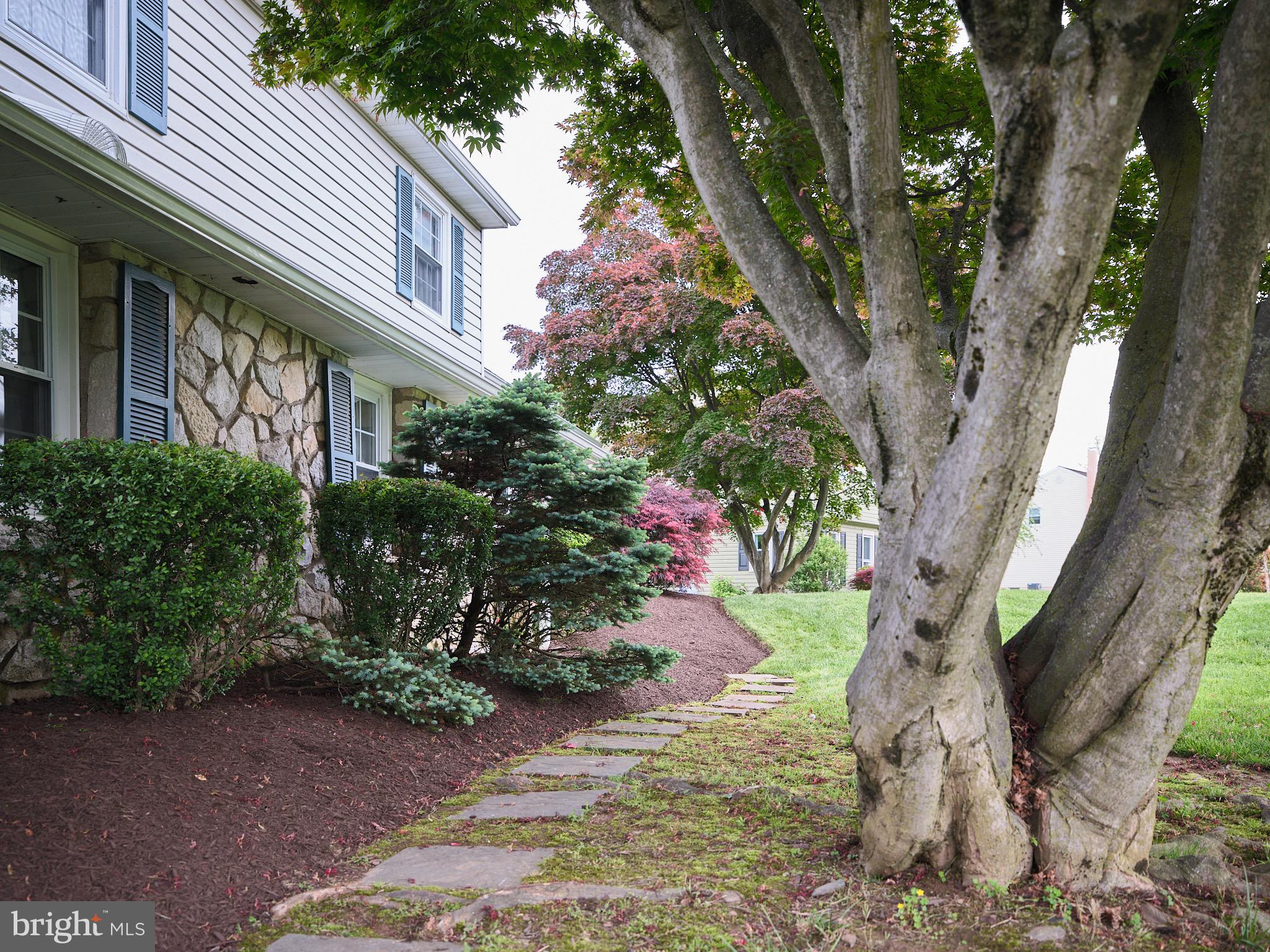 LONG LANE FARMS - Residential