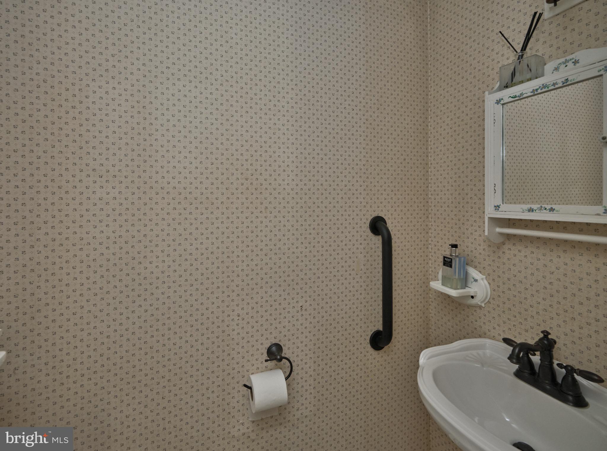 LONG LANE FARMS - Residential