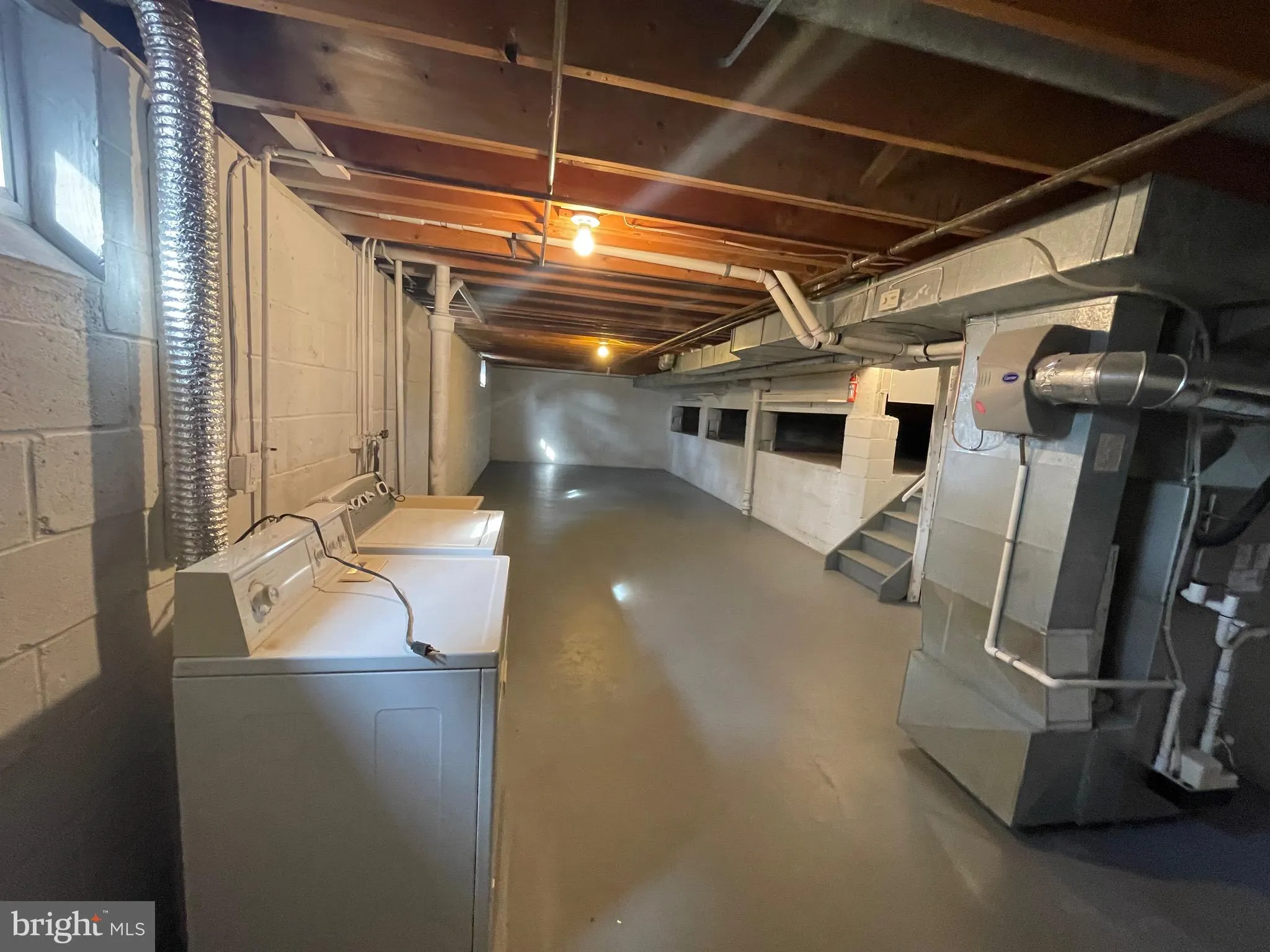 Hamilton, New Jersey 08619, United States, 3 Bedrooms Bedrooms, ,2 BathroomsBathrooms,Residential,Contingent,88112